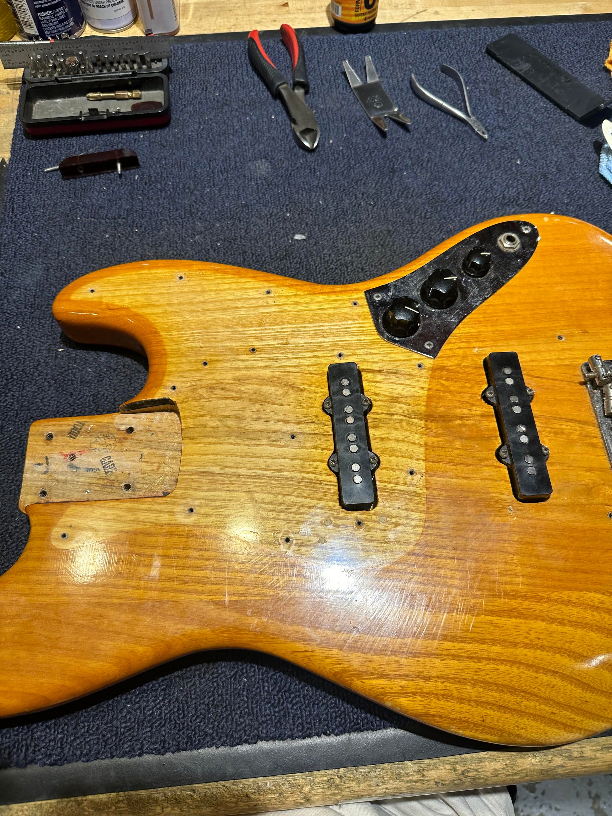 Fender Jazz Bass Natural 1973 Bass Guitars / 4-String