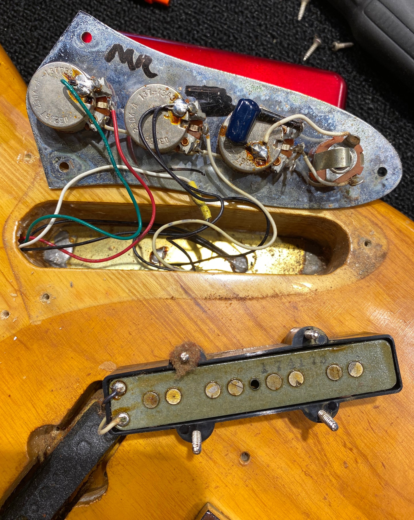 Fender Jazz Bass Natural 1973 Bass Guitars / 4-String