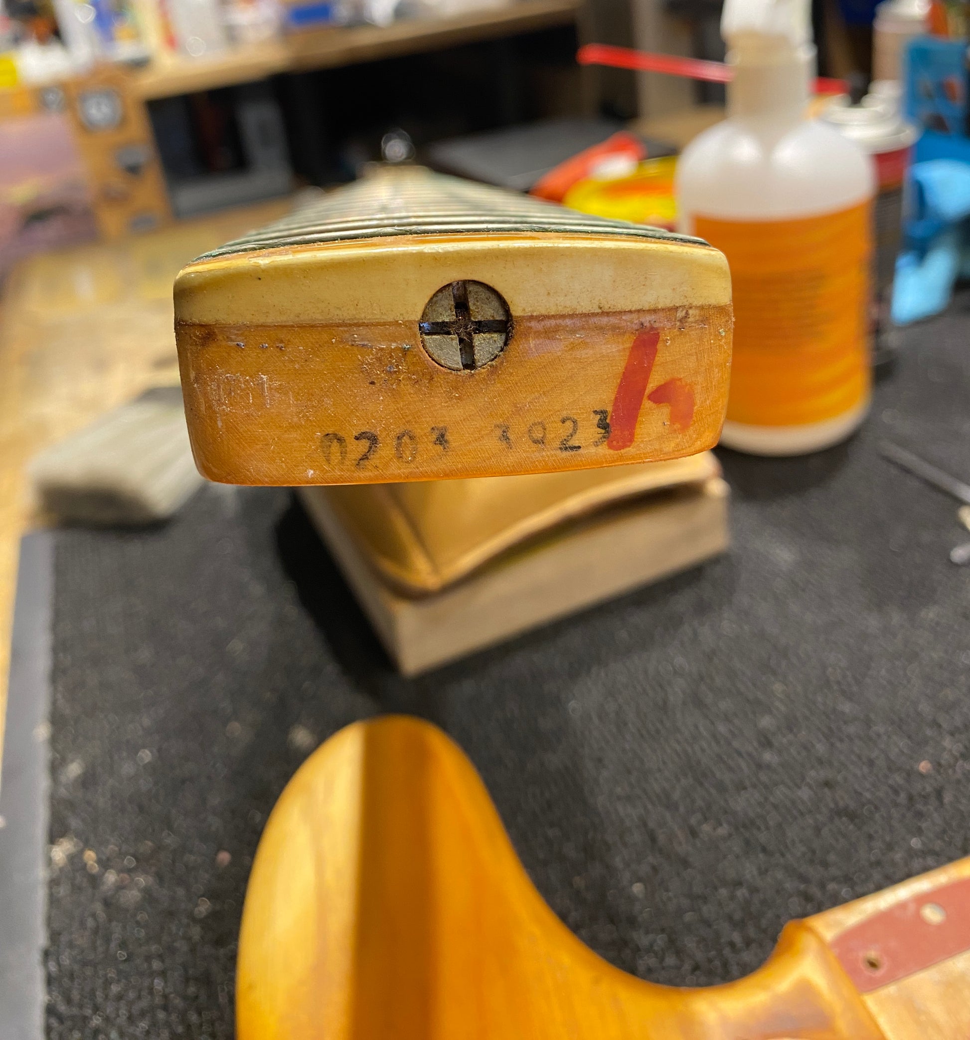 Fender Jazz Bass Natural 1973 Bass Guitars / 4-String