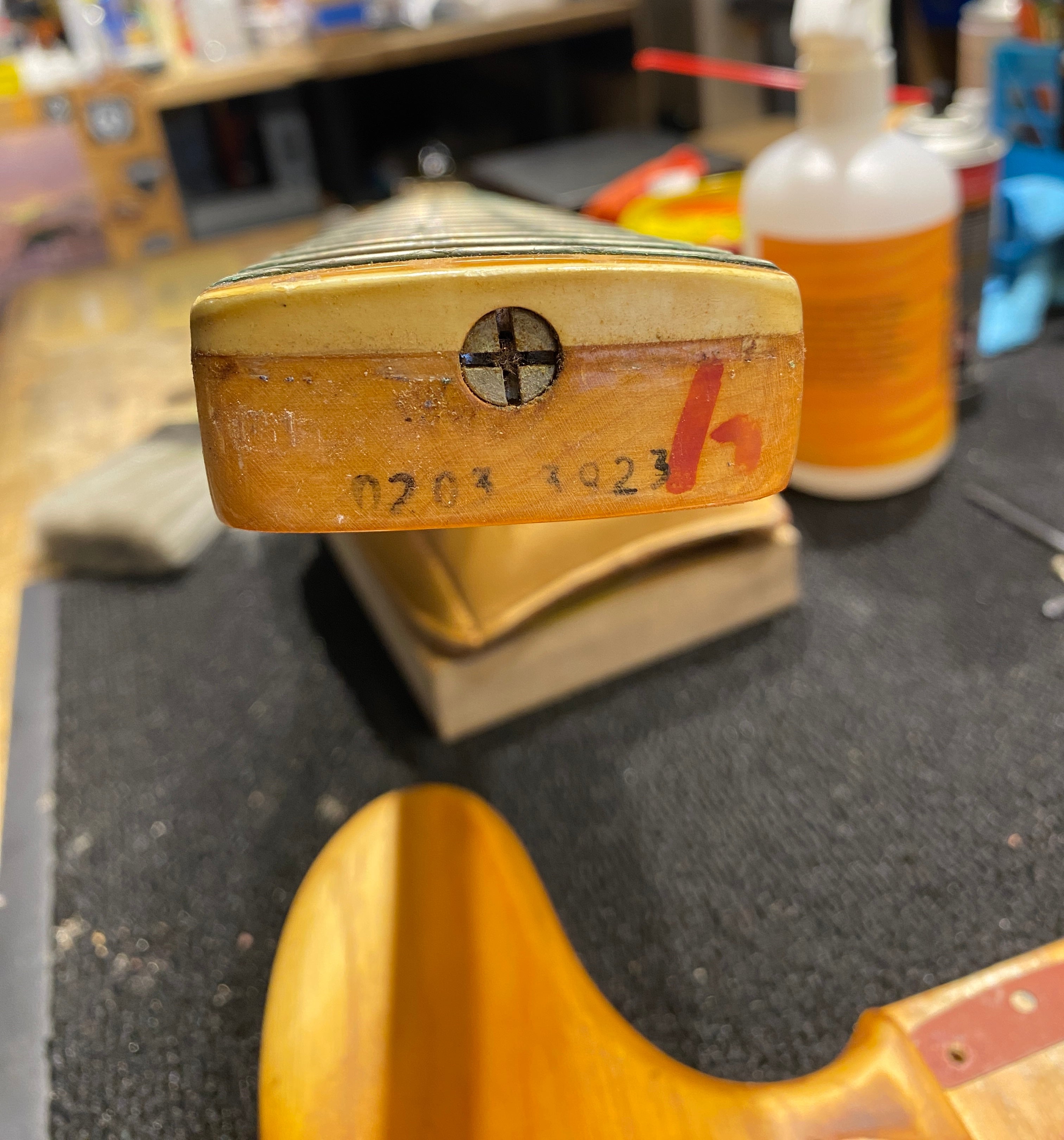 Fender Jazz Bass Natural 1973 Bass Guitars / 4-String