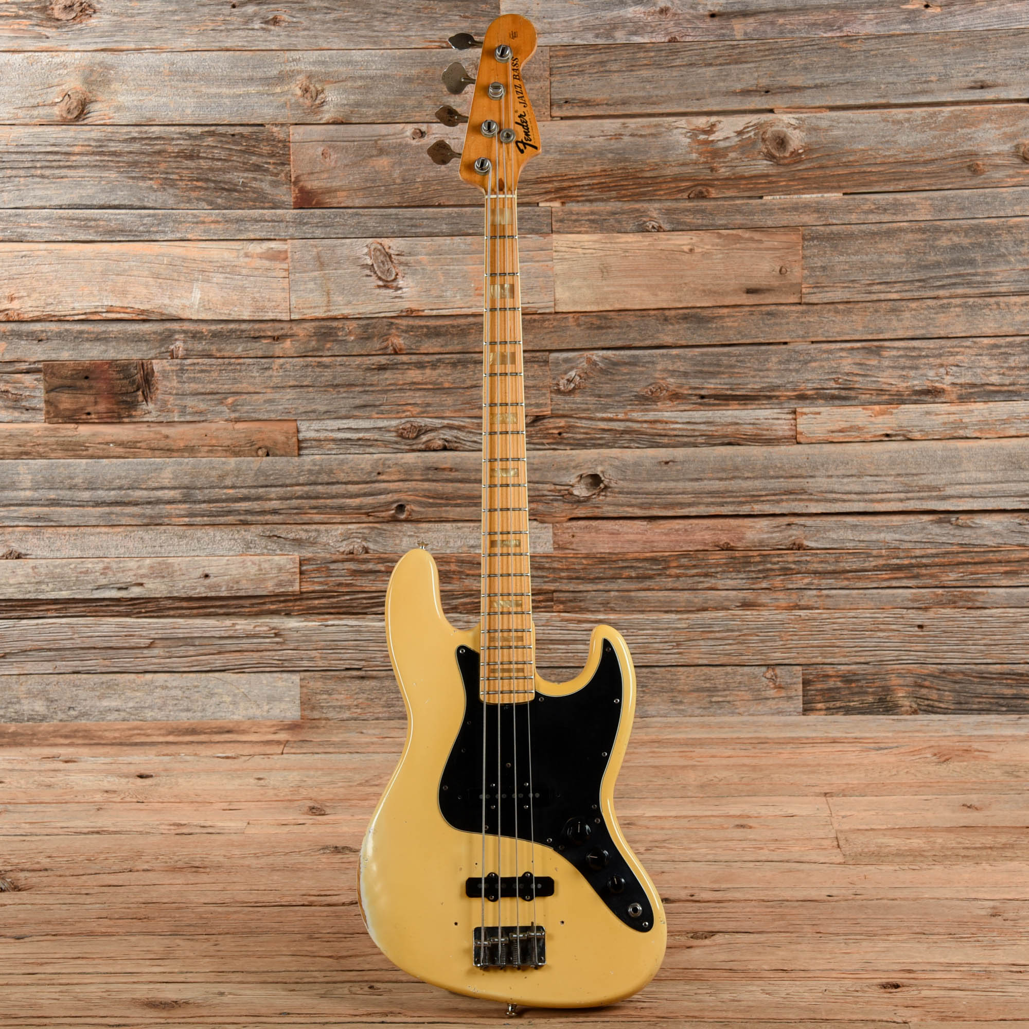 Fender Jazz Bass Olympic White 1974 Bass Guitars / 4-String