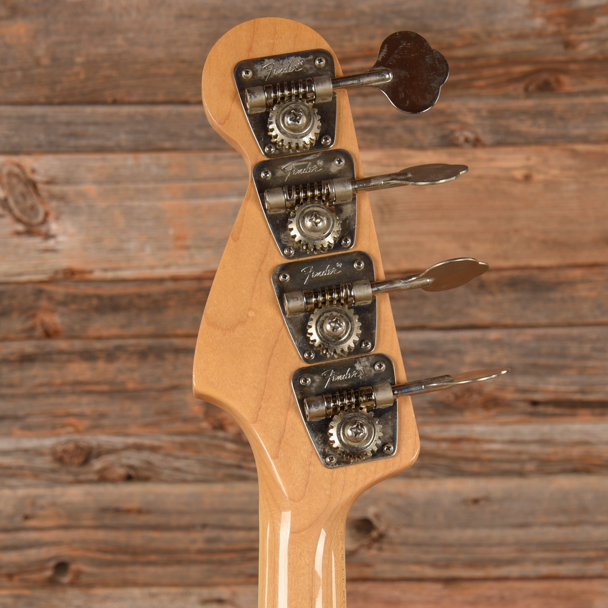 Fender Jazz Bass Olympic White 1975 Bass Guitars / 4-String