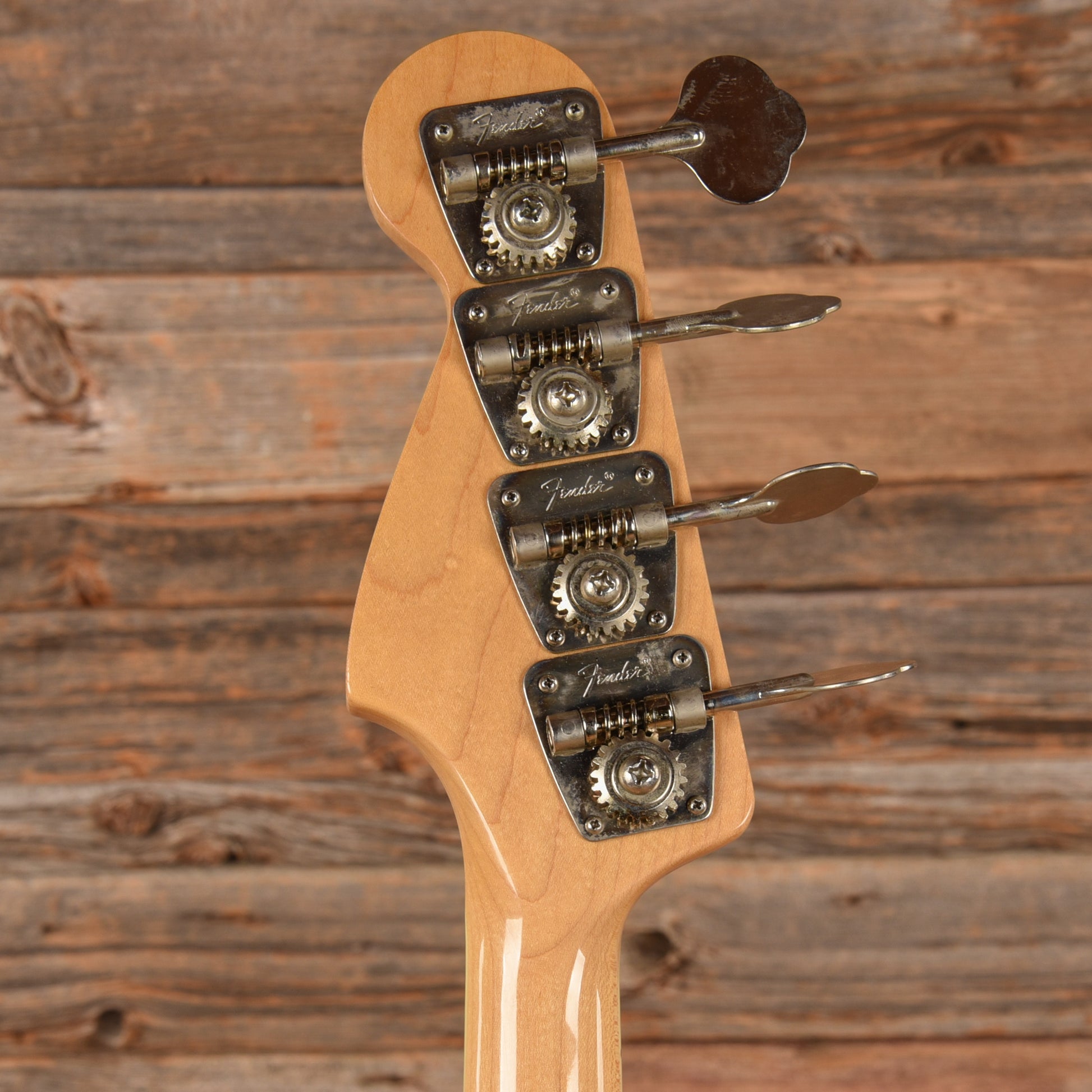 Fender Jazz Bass Olympic White 1975 Bass Guitars / 4-String