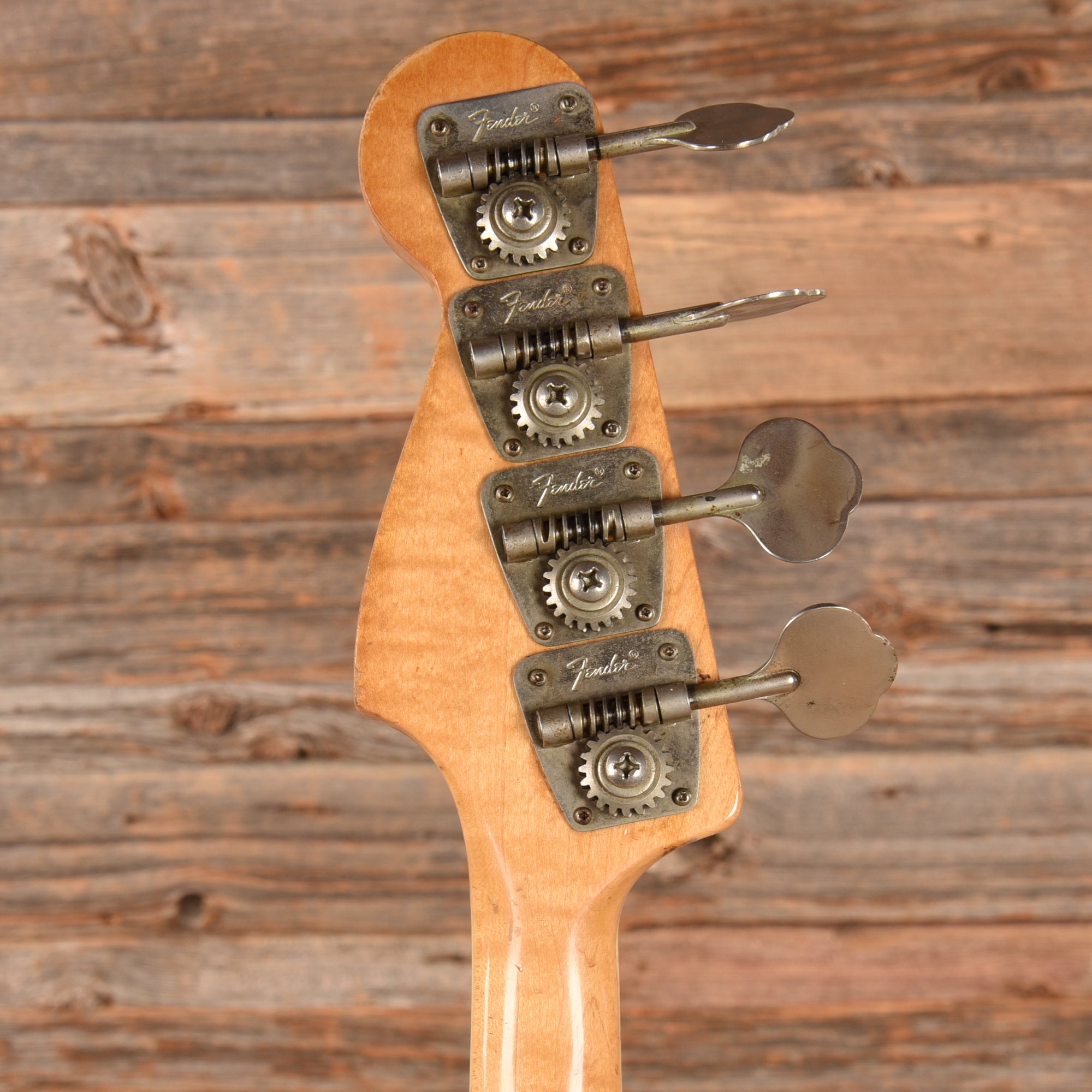 Fender Jazz Bass Sunburst 1974 Bass Guitars / 4-String