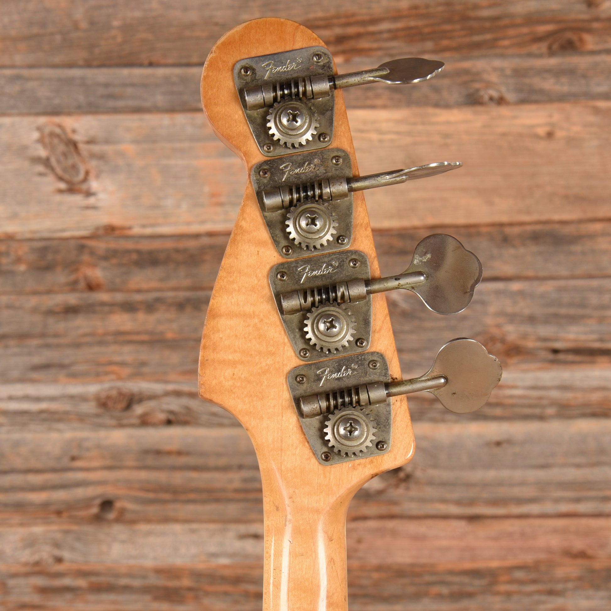 Fender Jazz Bass Sunburst 1974 Bass Guitars / 4-String