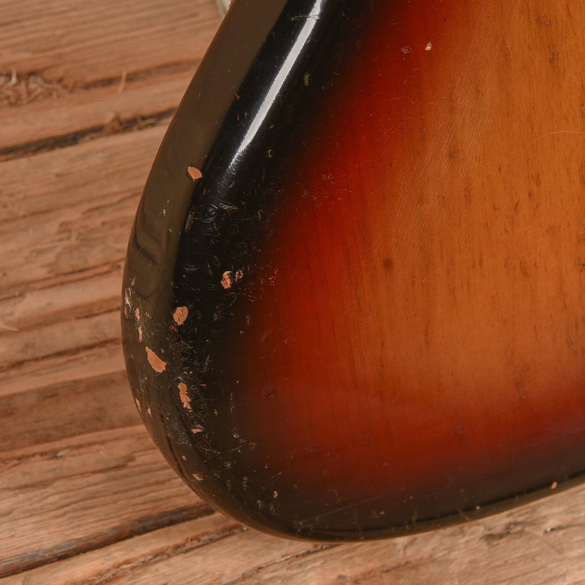Fender Jazz Bass Sunburst 1974 Bass Guitars / 4-String