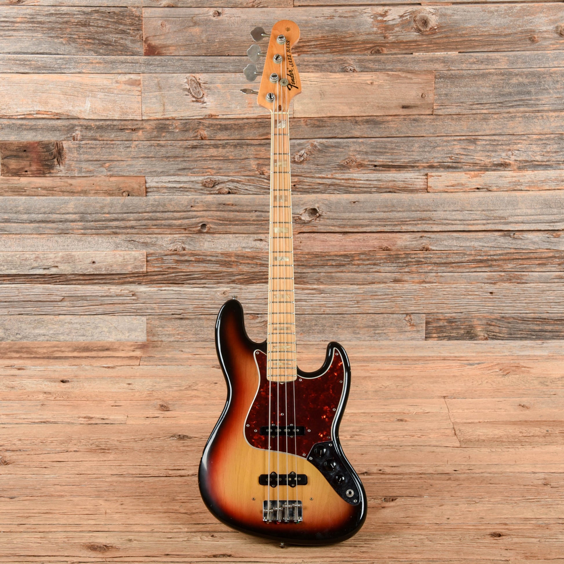 Fender Jazz Bass Sunburst 1974 Bass Guitars / 4-String