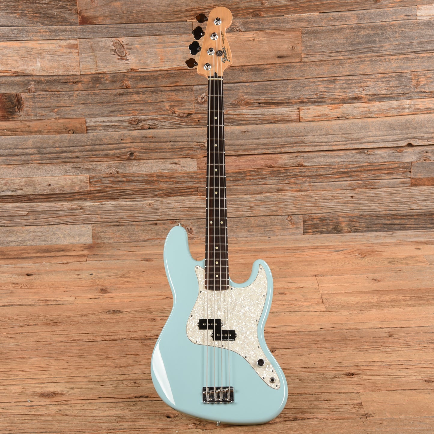 Fender Mark Hoppus Bass Daphne Blue 2002 Bass Guitars / 4-String