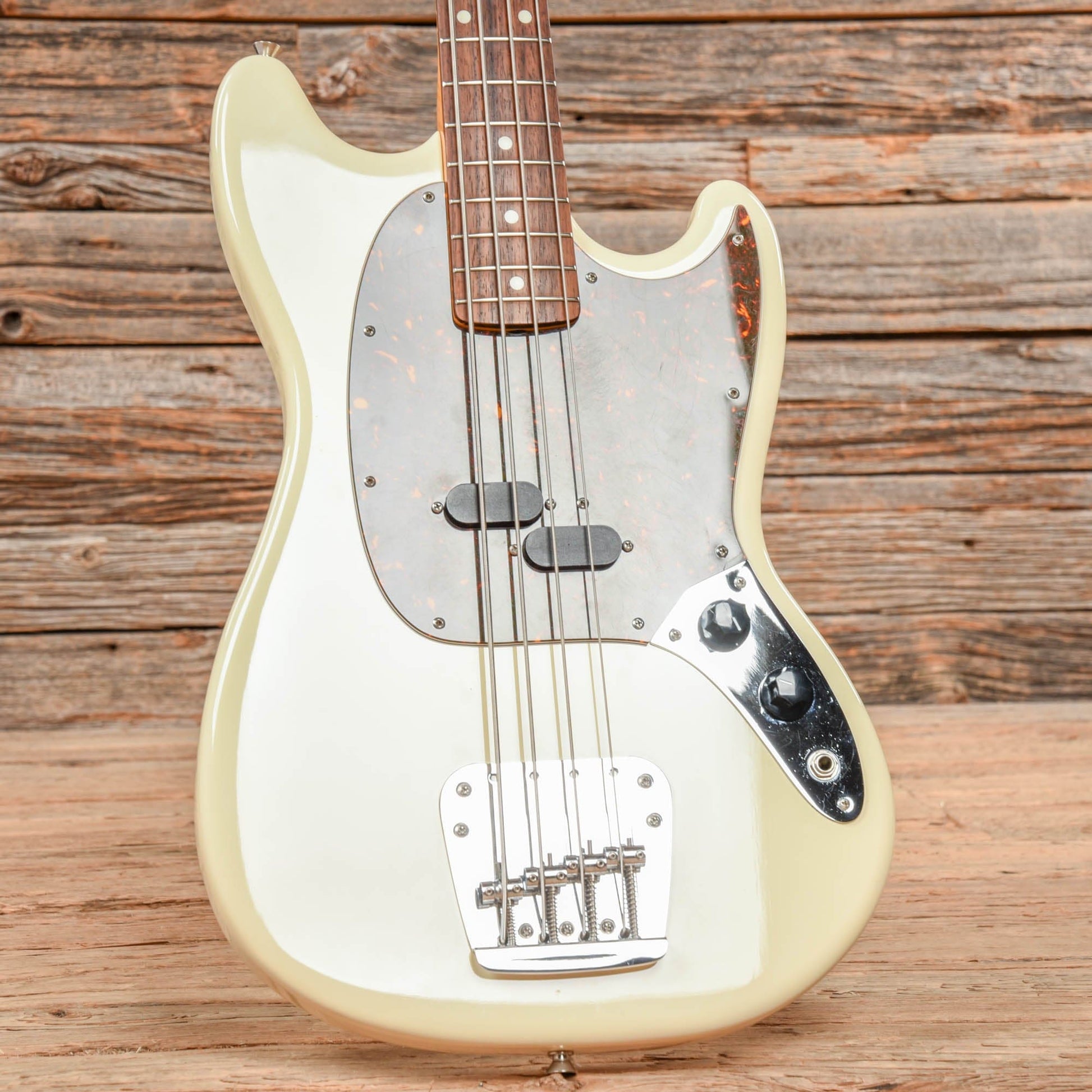 Fender MB-98 Mustang Bass Reissue Vintage White 2007 Bass Guitars / 4-String