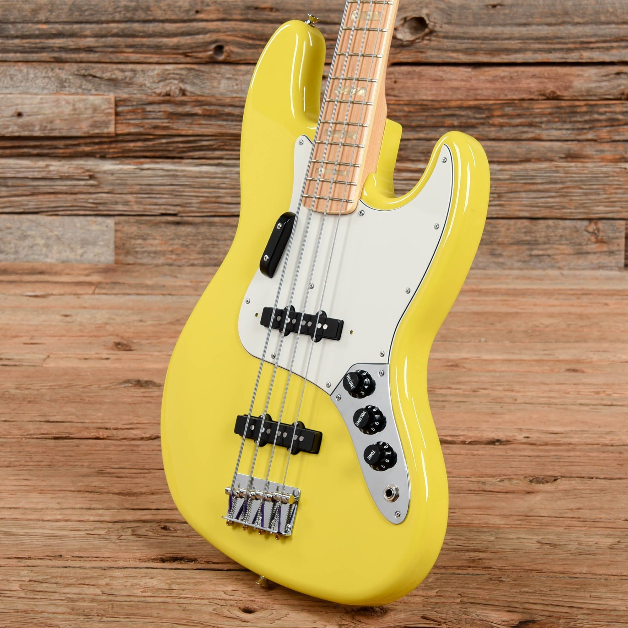 Fender MIJ International Color Jazz Bass Monaco Yellow 2023 Bass Guitars / 4-String