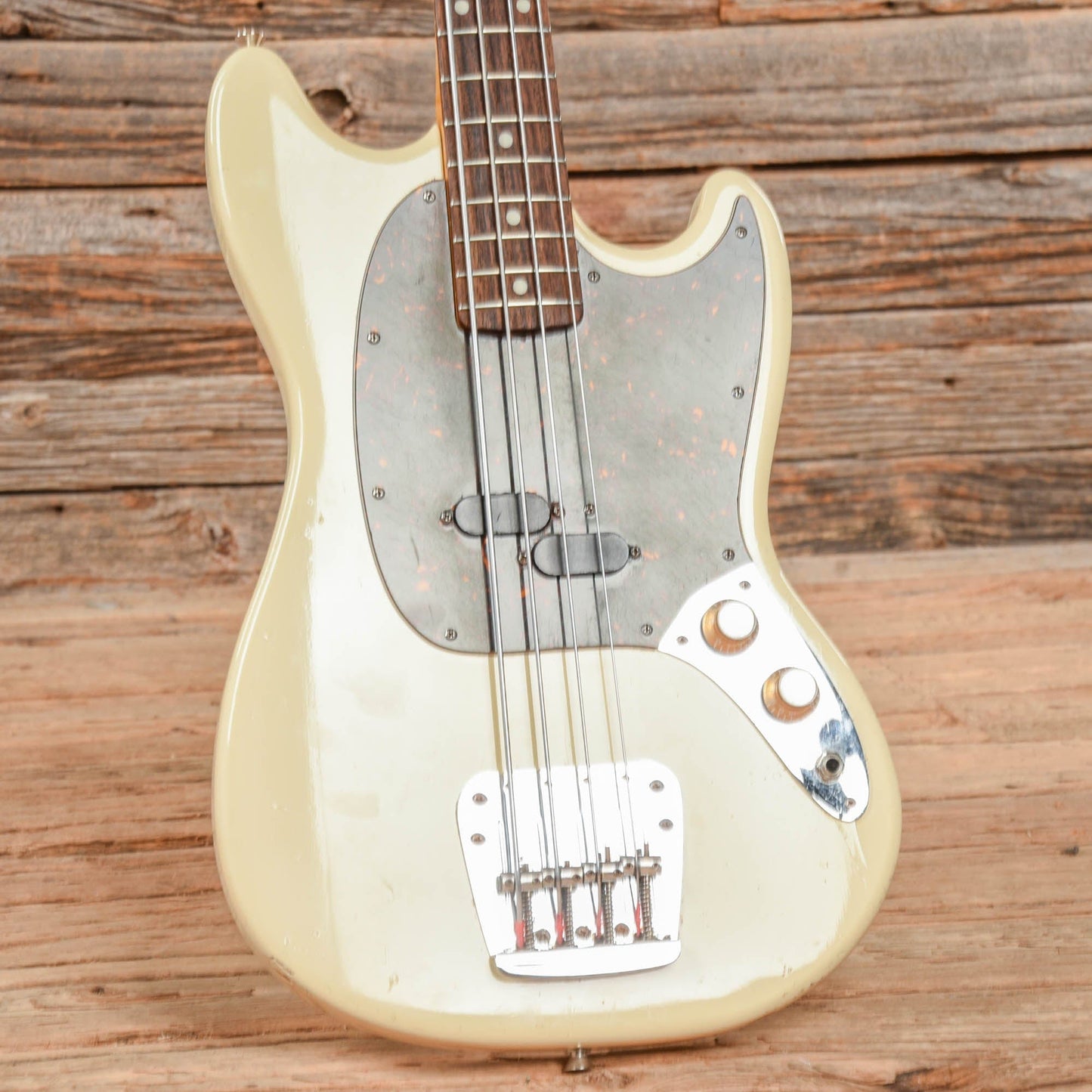 Fender MIJ Mustang Bass MB-98 Olympic White 2006 Bass Guitars / 4-String