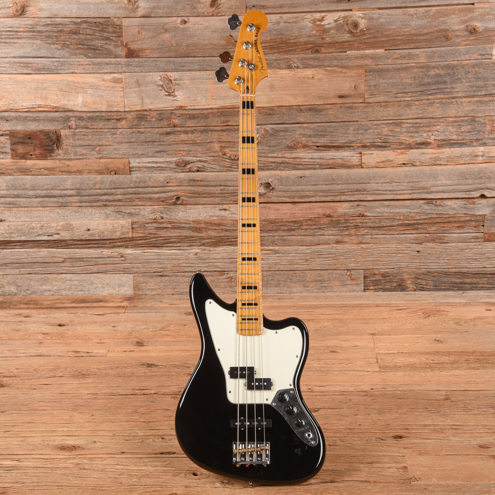 Fender Modern Player Jaguar Bass Black 2011 Bass Guitars / 4-String