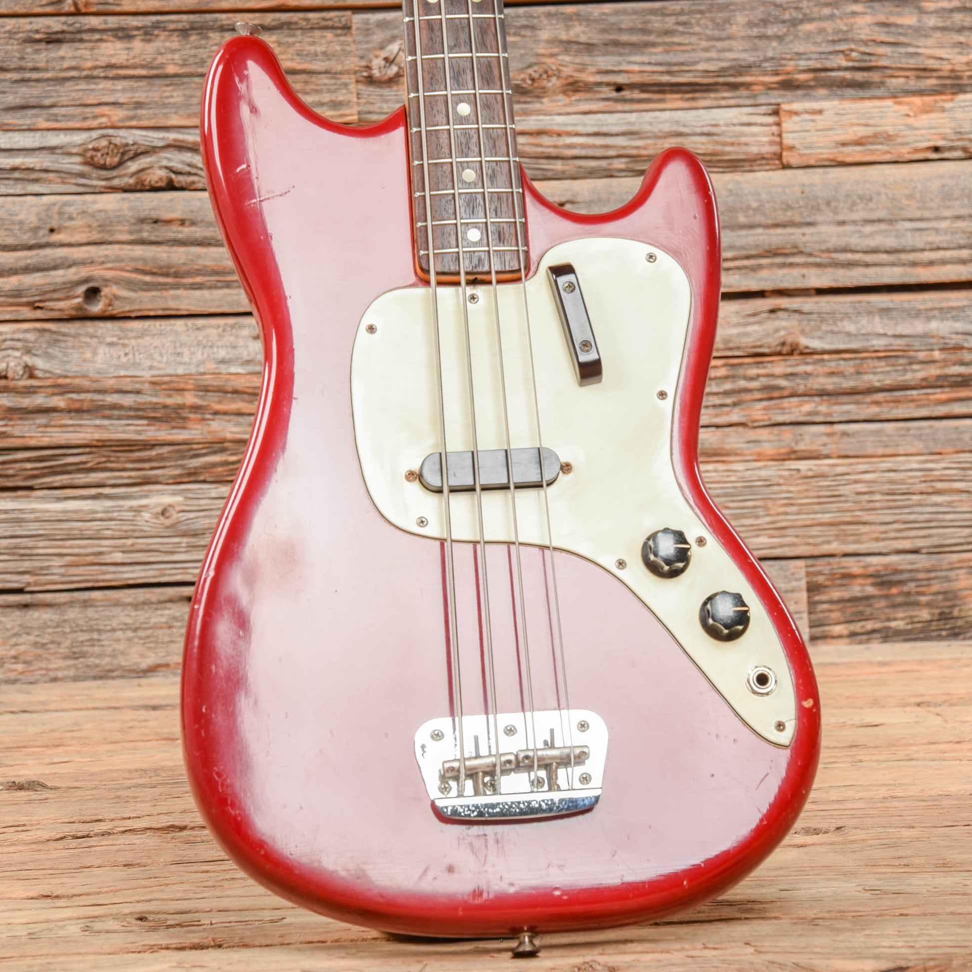 Fender Musicmaster Bass Dakota Red 1971 Bass Guitars / 4-String