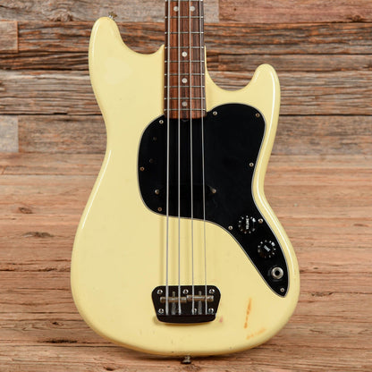 Fender Musicmaster Bass Olympic White 1978 Bass Guitars / 4-String
