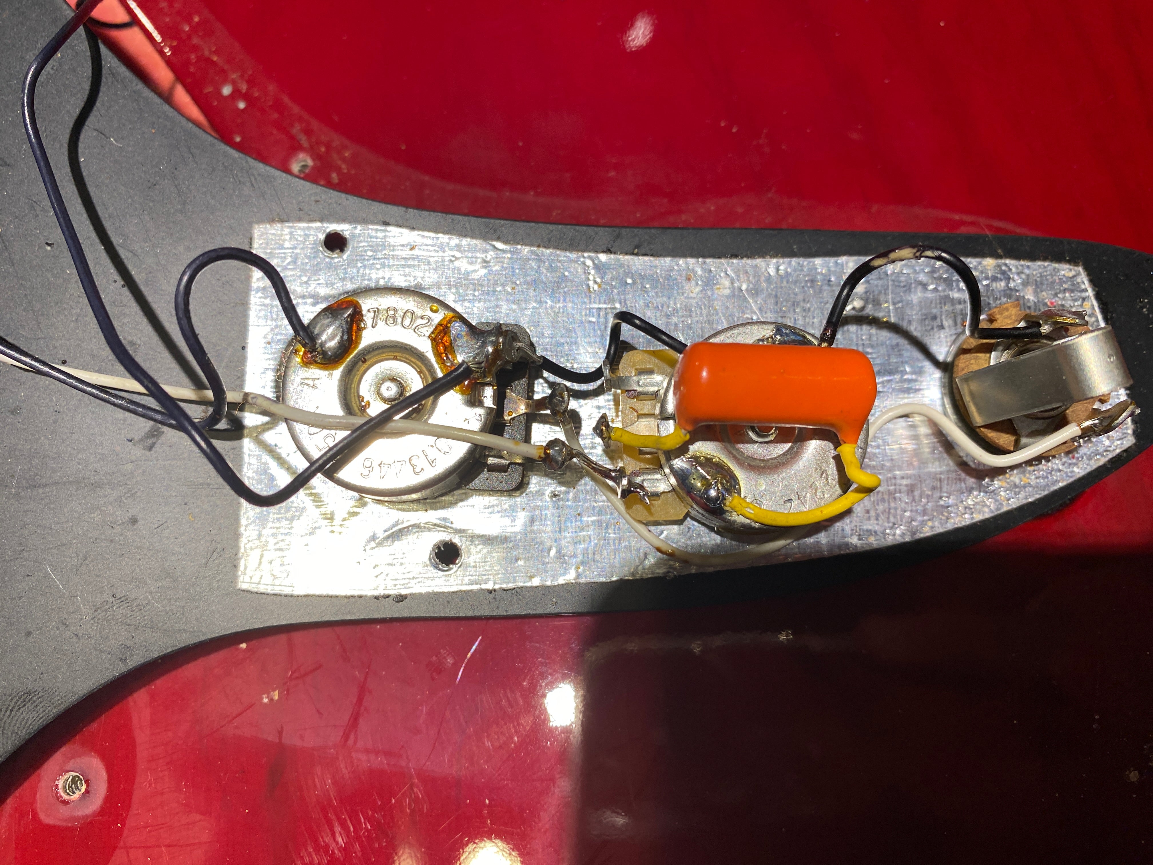 Fender Musicmaster Bass Red 1978 Bass Guitars / 4-String
