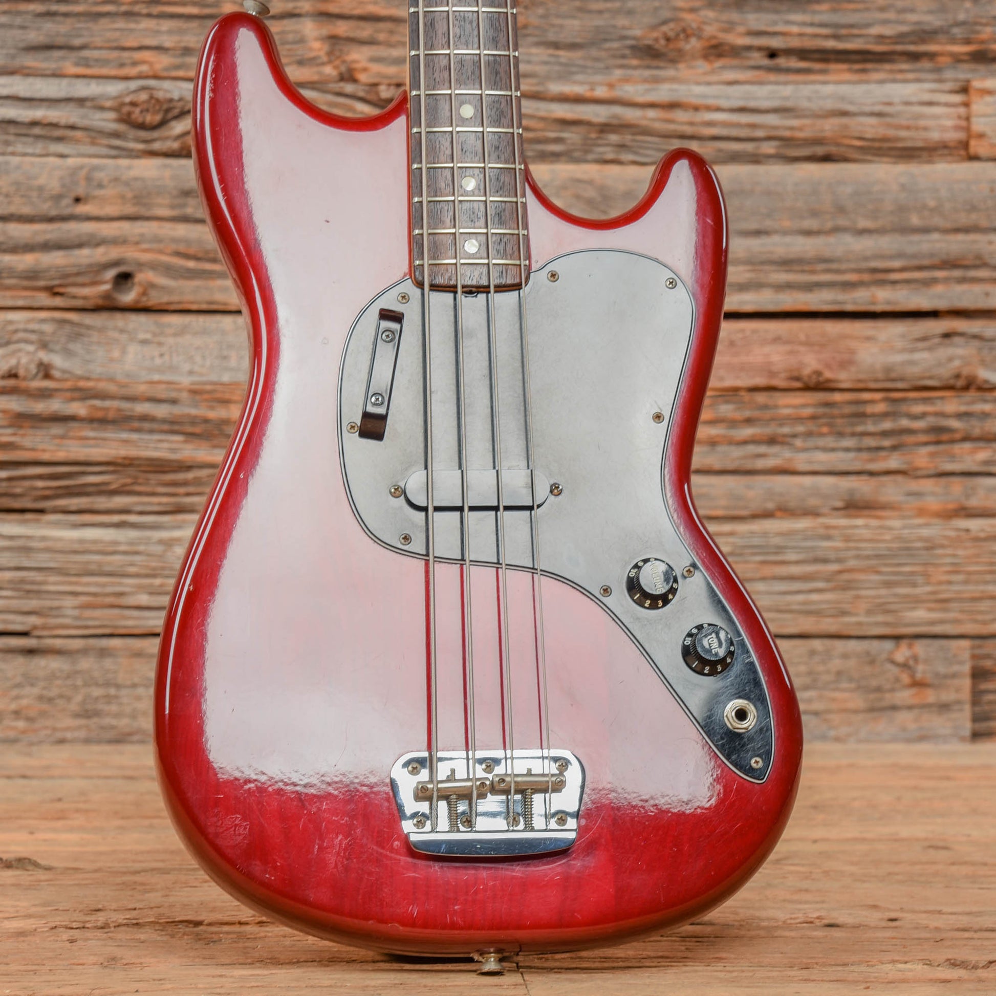 Fender Musicmaster Bass Translucent Red 1981 Bass Guitars / 4-String