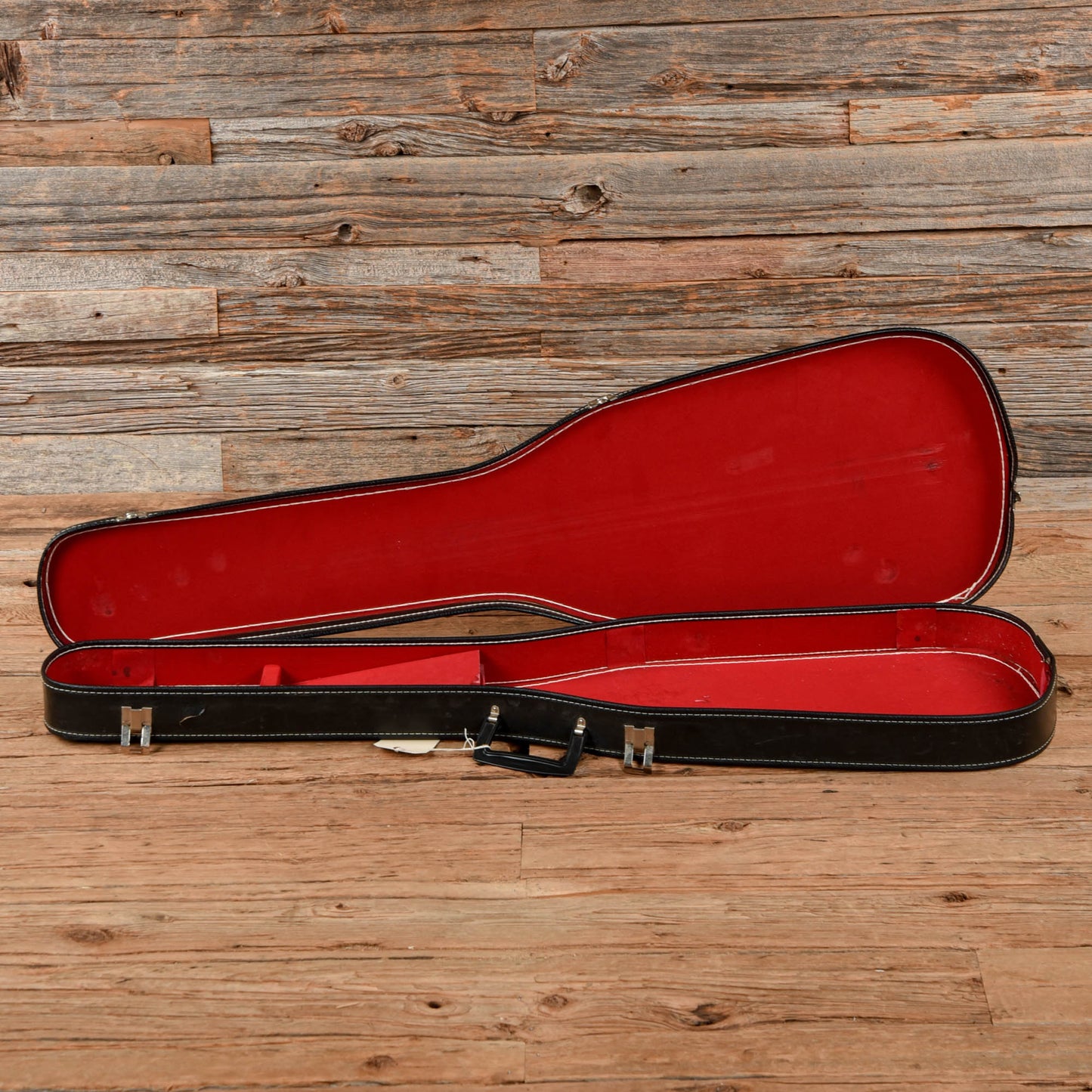 Fender Musicmaster Bass Translucent Red 1981 Bass Guitars / 4-String