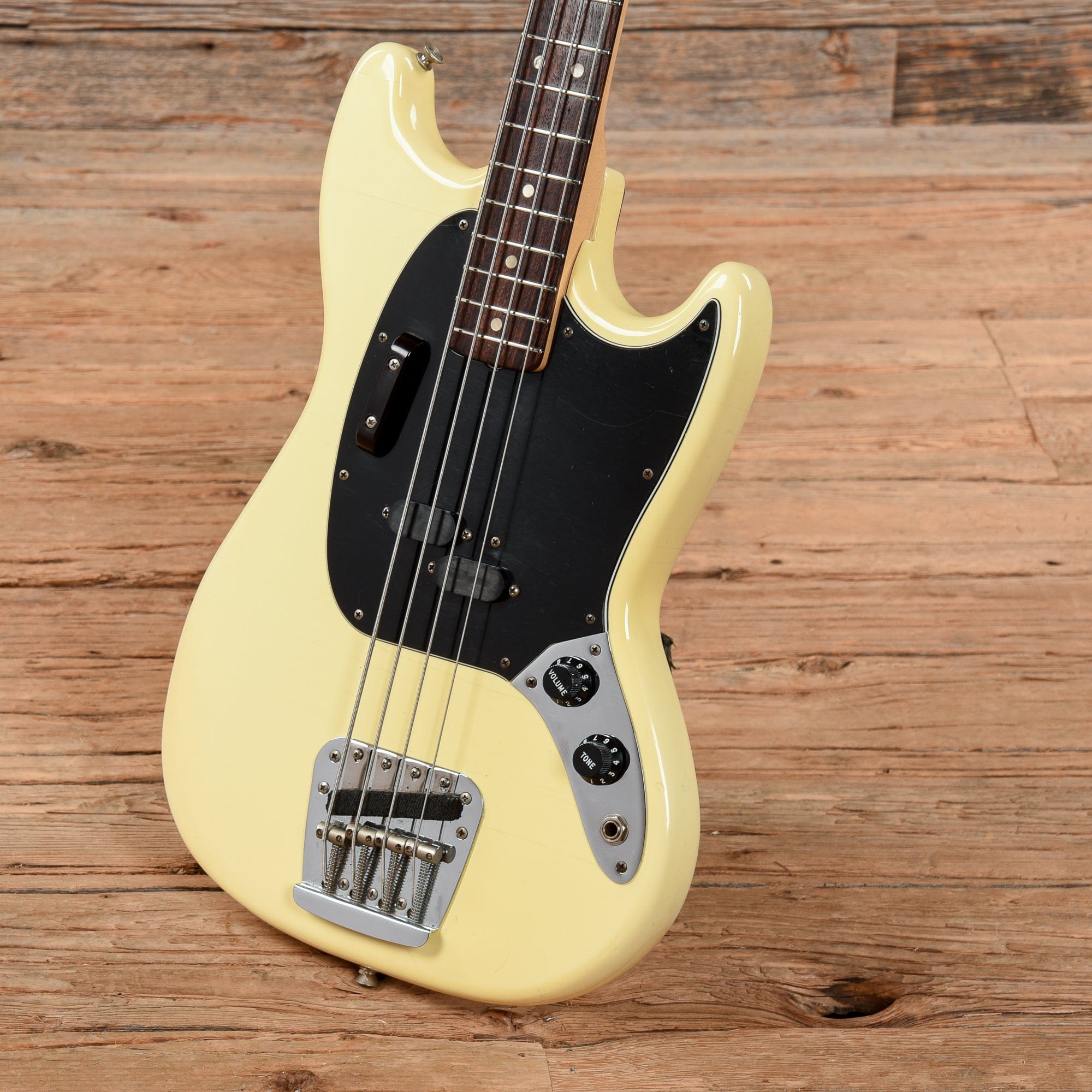Fender Mustang Bass  1977 Bass Guitars / 4-String