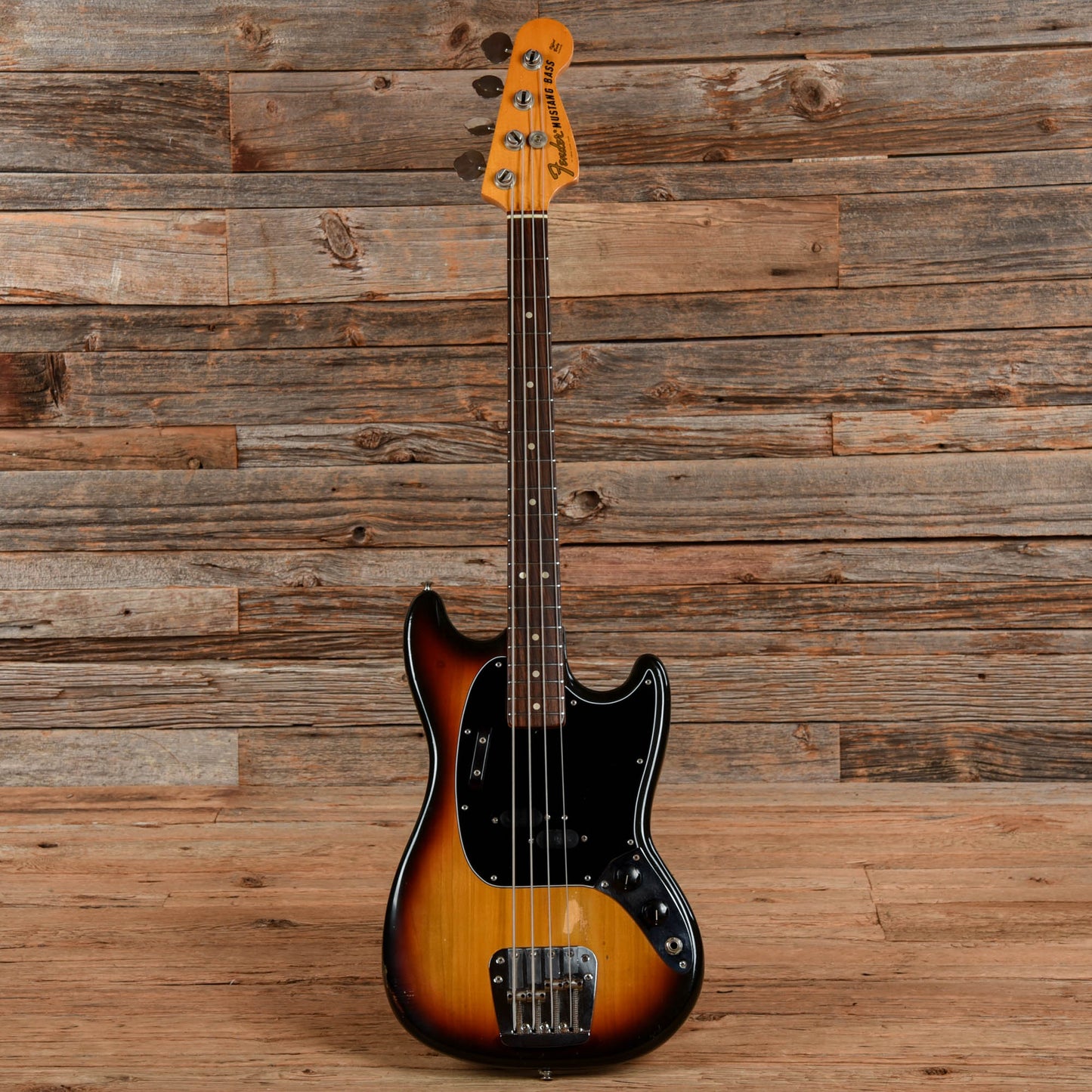 Fender Mustang Bass Sunburst 1974 Bass Guitars / 4-String
