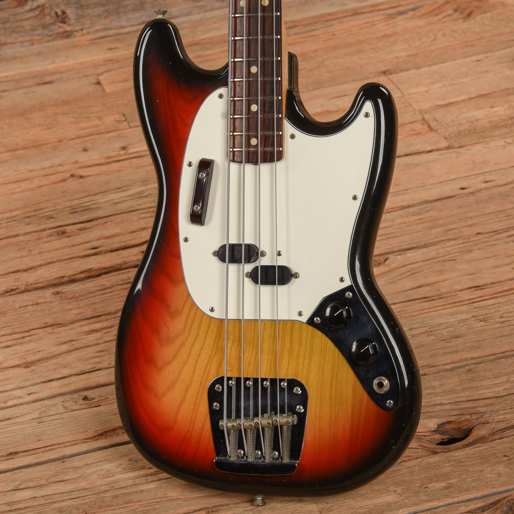 Fender Mustang Bass Sunburst 1976 Bass Guitars / 4-String