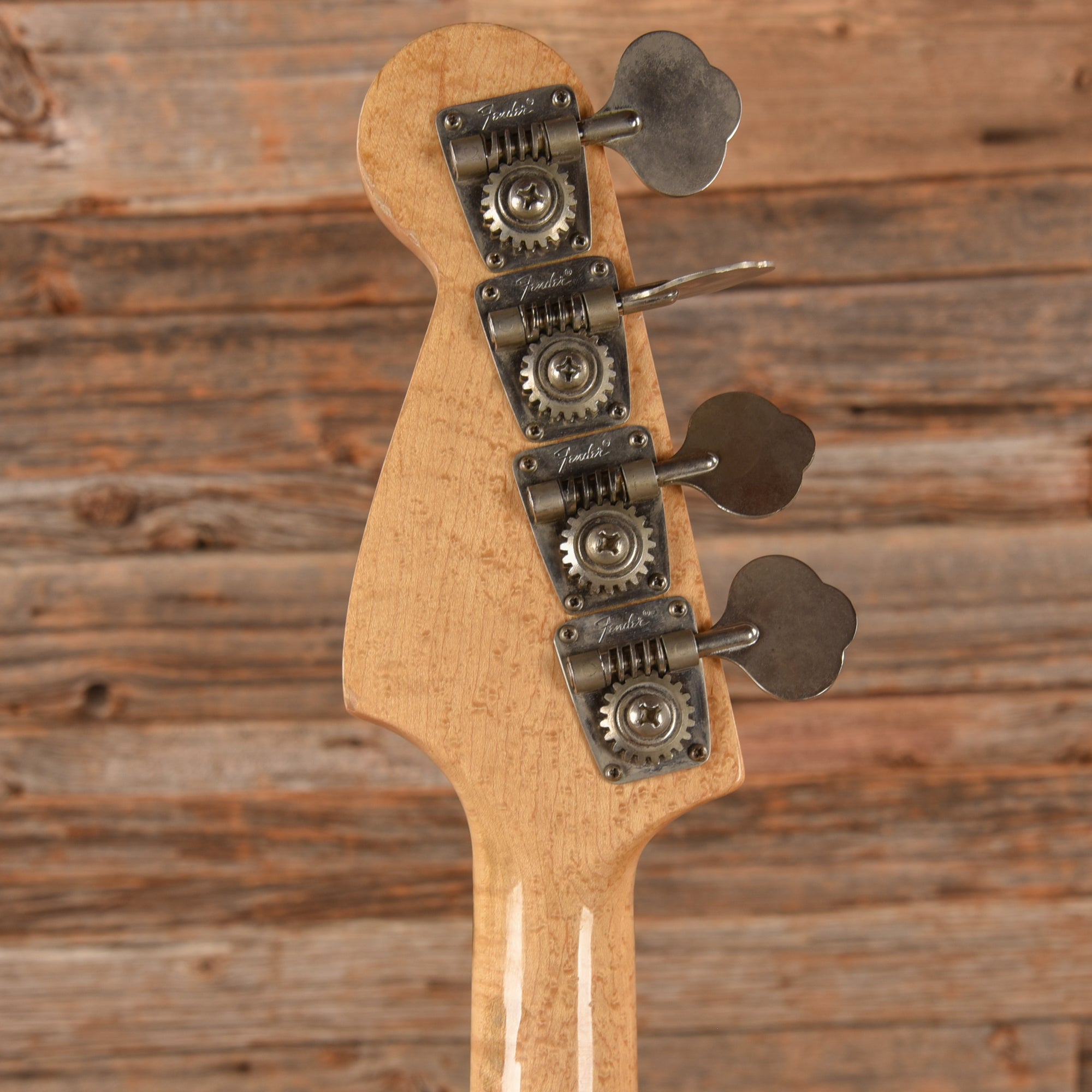 Fender Mustang Bass Sunburst 1976 Bass Guitars / 4-String