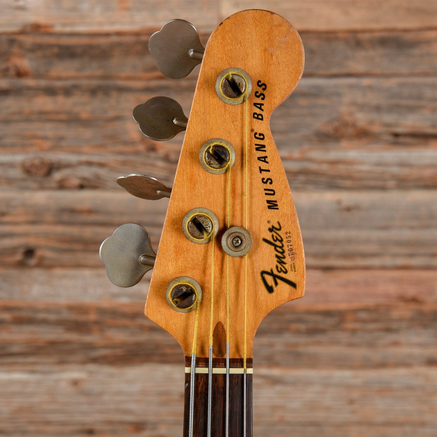 Fender Mustang Bass Sunburst 1977 Bass Guitars / 4-String
