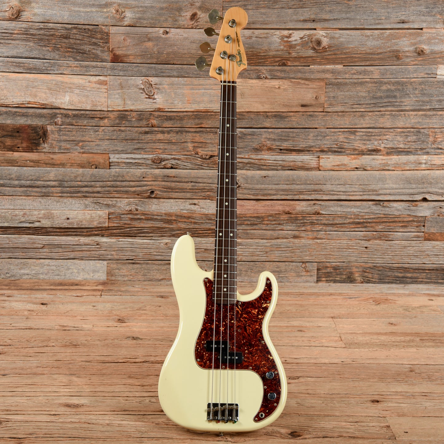 Fender PB-62 Precision Bass Olympic White 1980s Bass Guitars / 4-String