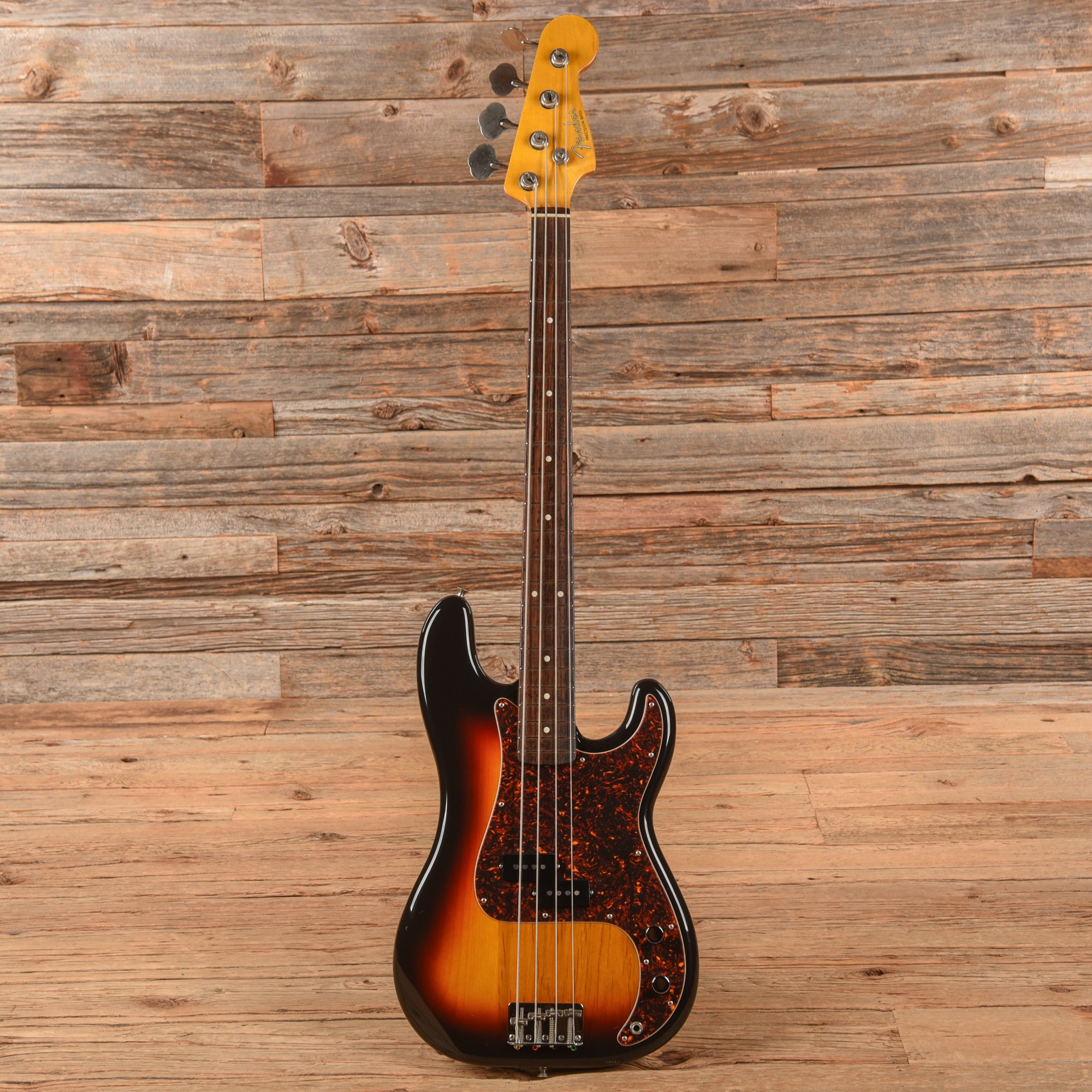Fender PB-63 Sunburst 1993 Bass Guitars / 4-String