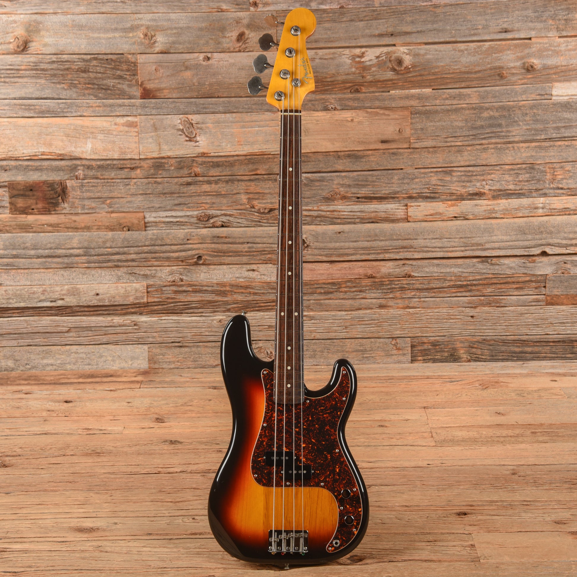 Fender PB-63 Sunburst 1993 Bass Guitars / 4-String