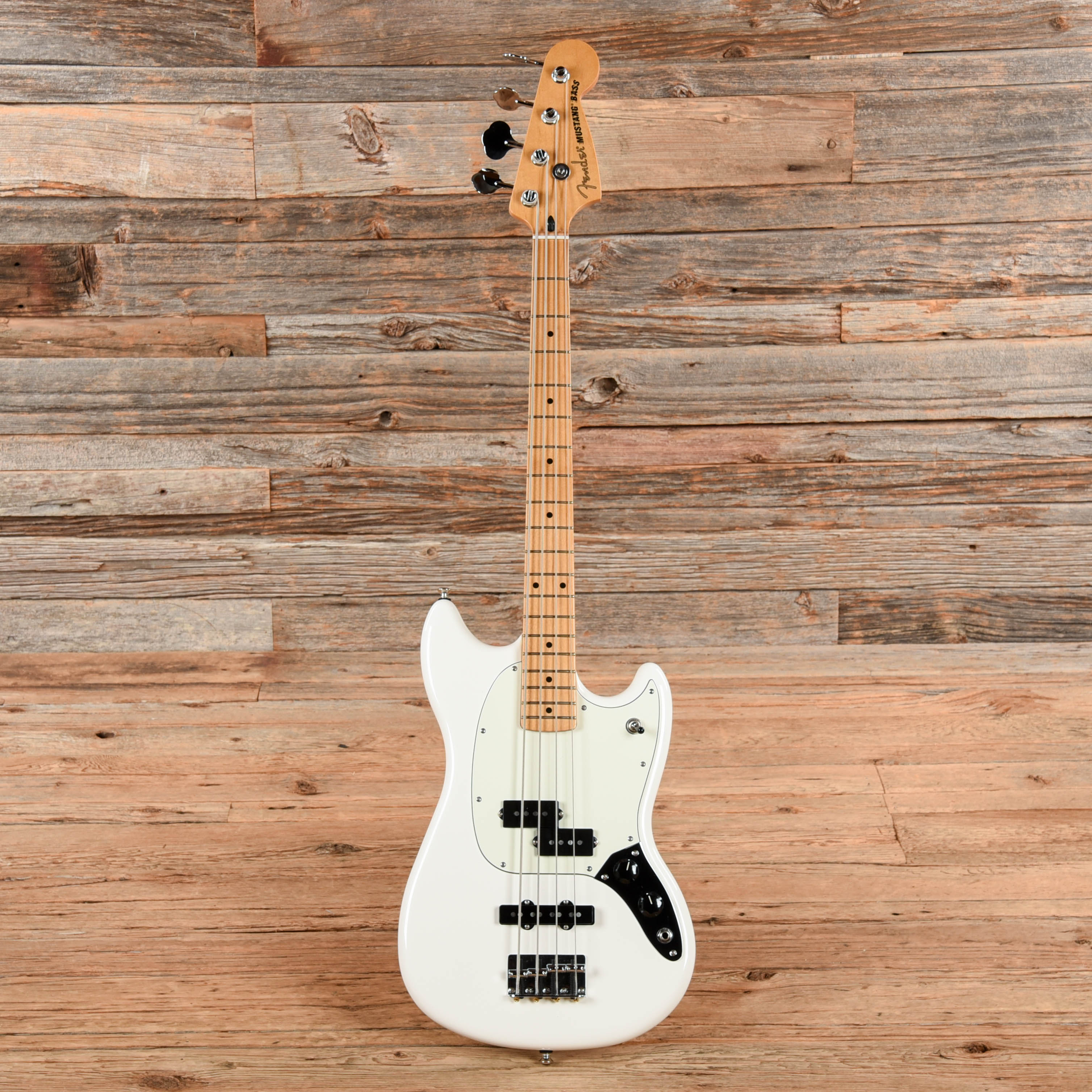 Fender Player II Mustang Bass PJ White 2024 Bass Guitars / 4-String