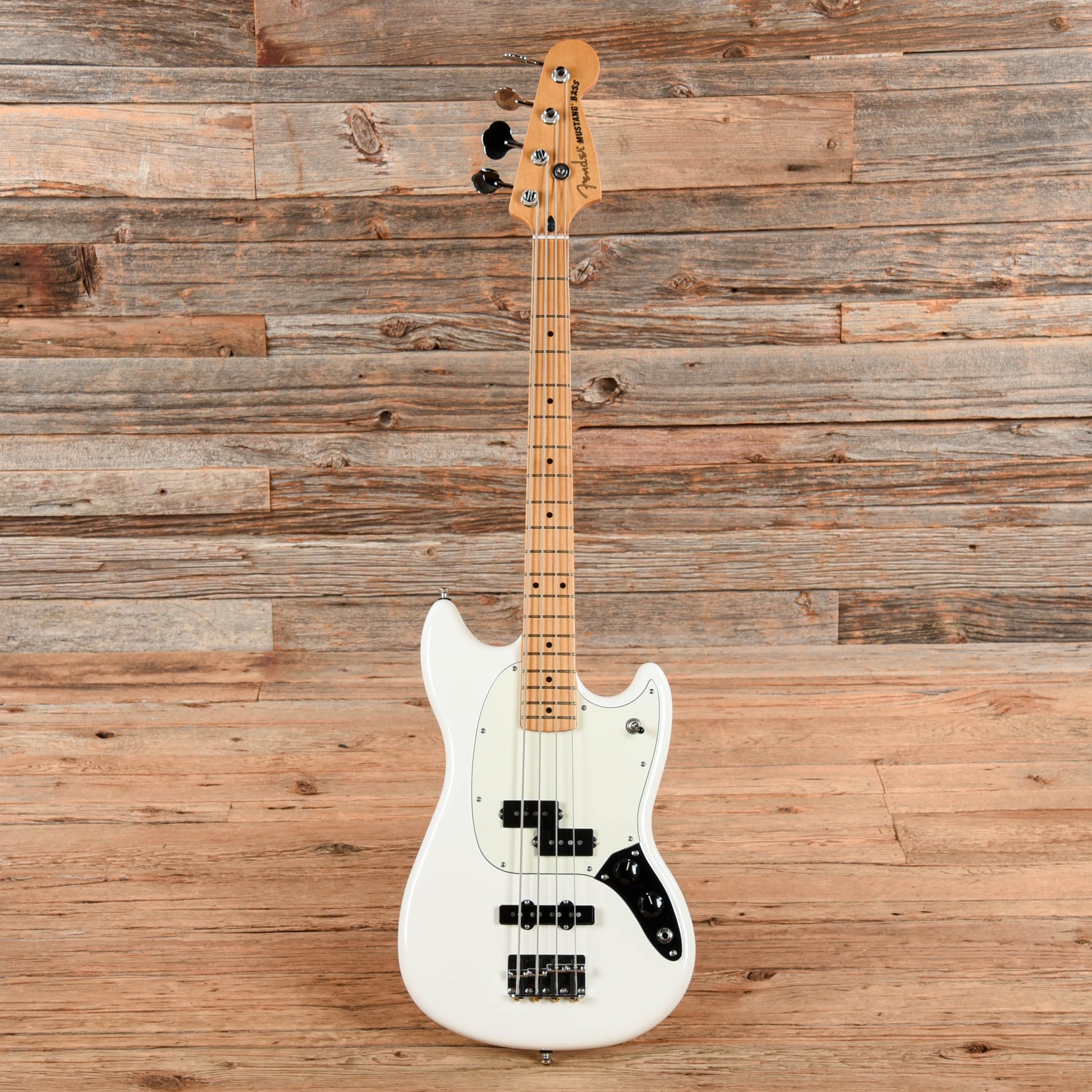 Fender Player II Mustang Bass PJ White 2024 Bass Guitars / 4-String