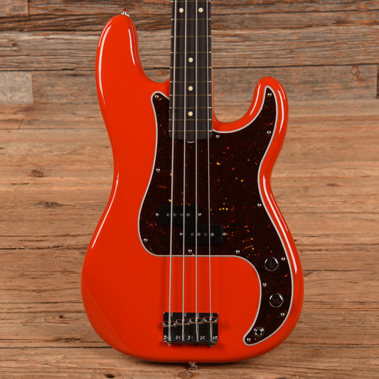 Fender Player II Precision Bass Coral Red 2024 Bass Guitars / 4-String