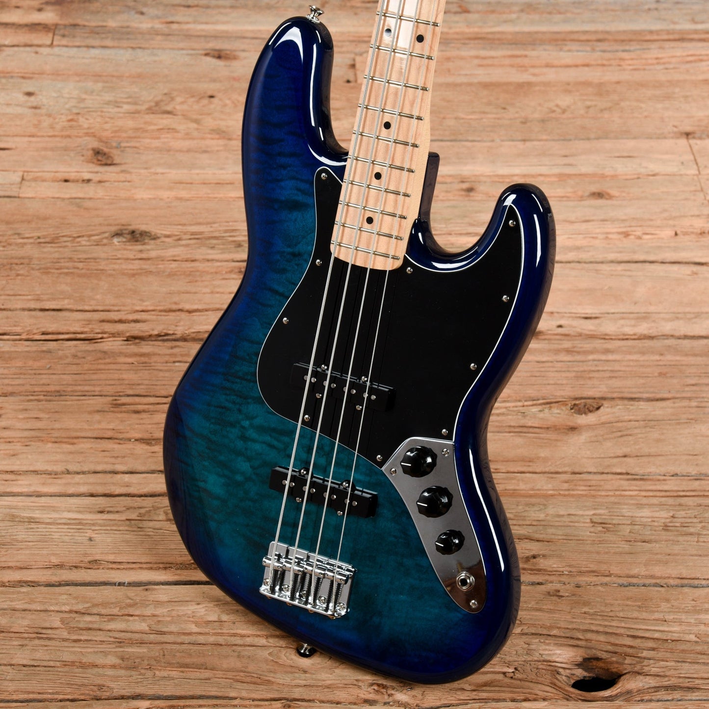Fender Player Jazz Bass Plus Top Blue Burst 2022 Bass Guitars / 4-String
