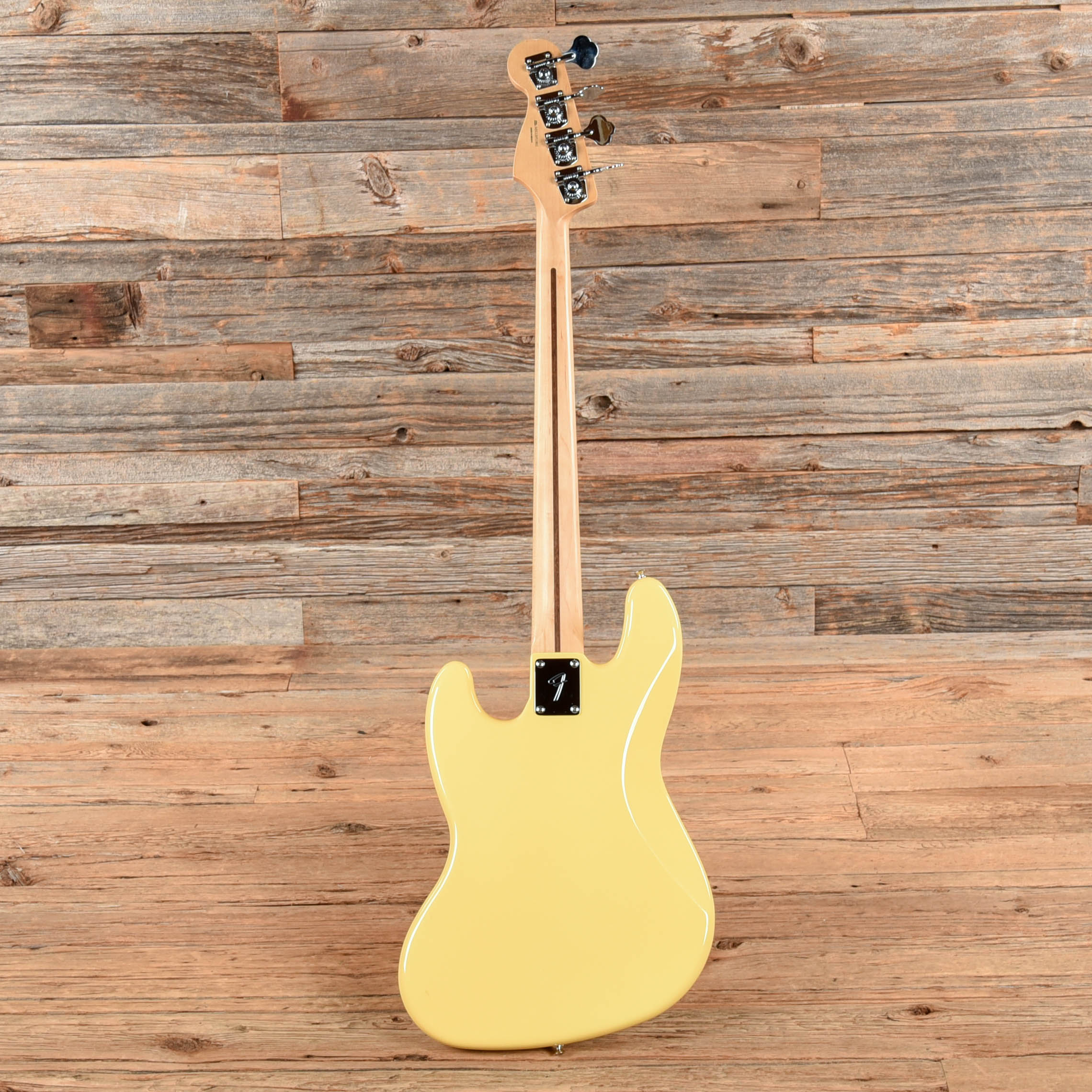 Fender Player Jazz Bass Vintage White 2022 Bass Guitars / 4-String