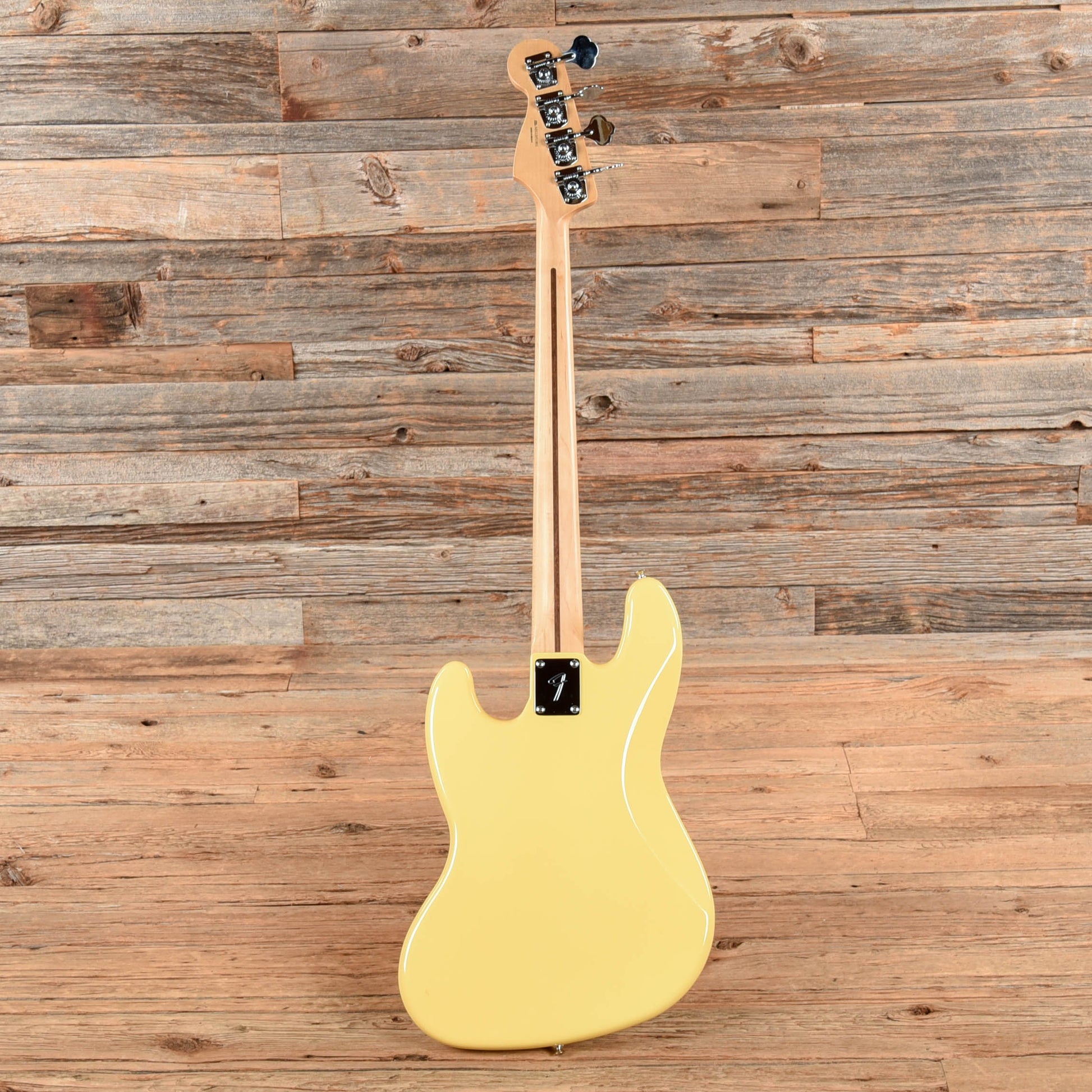 Fender Player Jazz Bass Vintage White 2022 Bass Guitars / 4-String