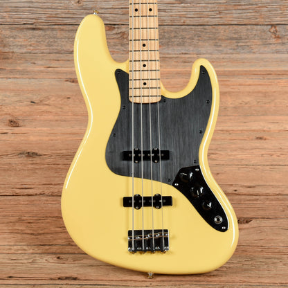 Fender Player Jazz Bass Vintage White 2022 Bass Guitars / 4-String
