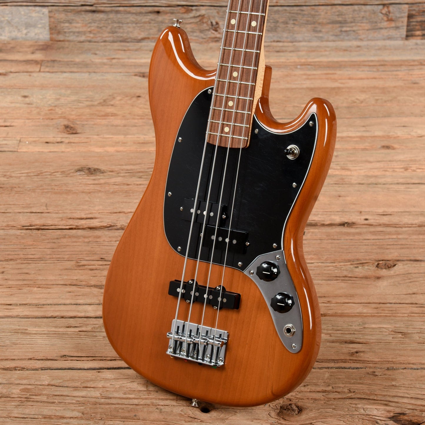 Fender Player Mustang Bass PJ Aged Natural 2017 Bass Guitars / 4-String
