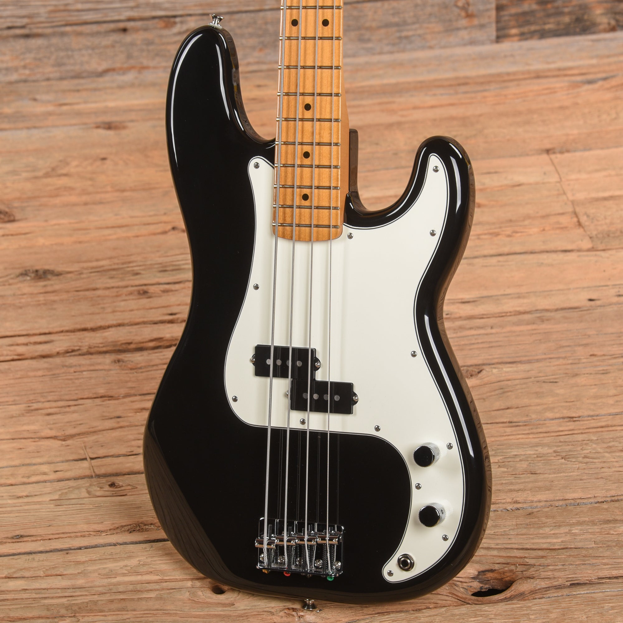 Fender Player Precision Bass Black 2024 Bass Guitars / 4-String