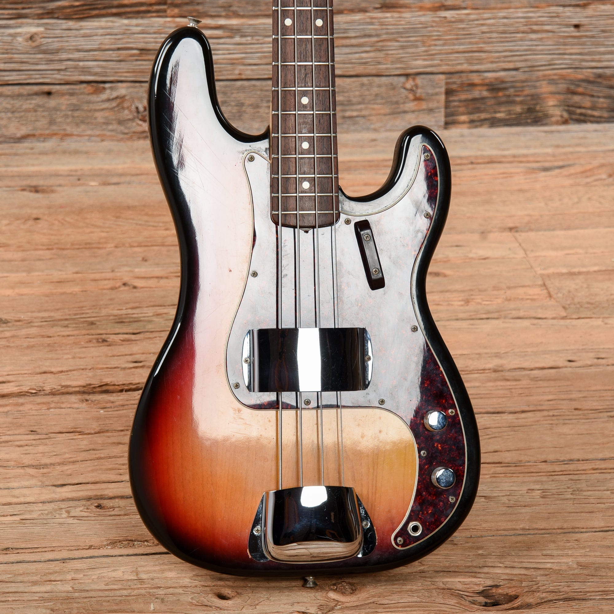 Fender Precision Bass 3-Color Sunburst 1973 – Chicago Music Exchange