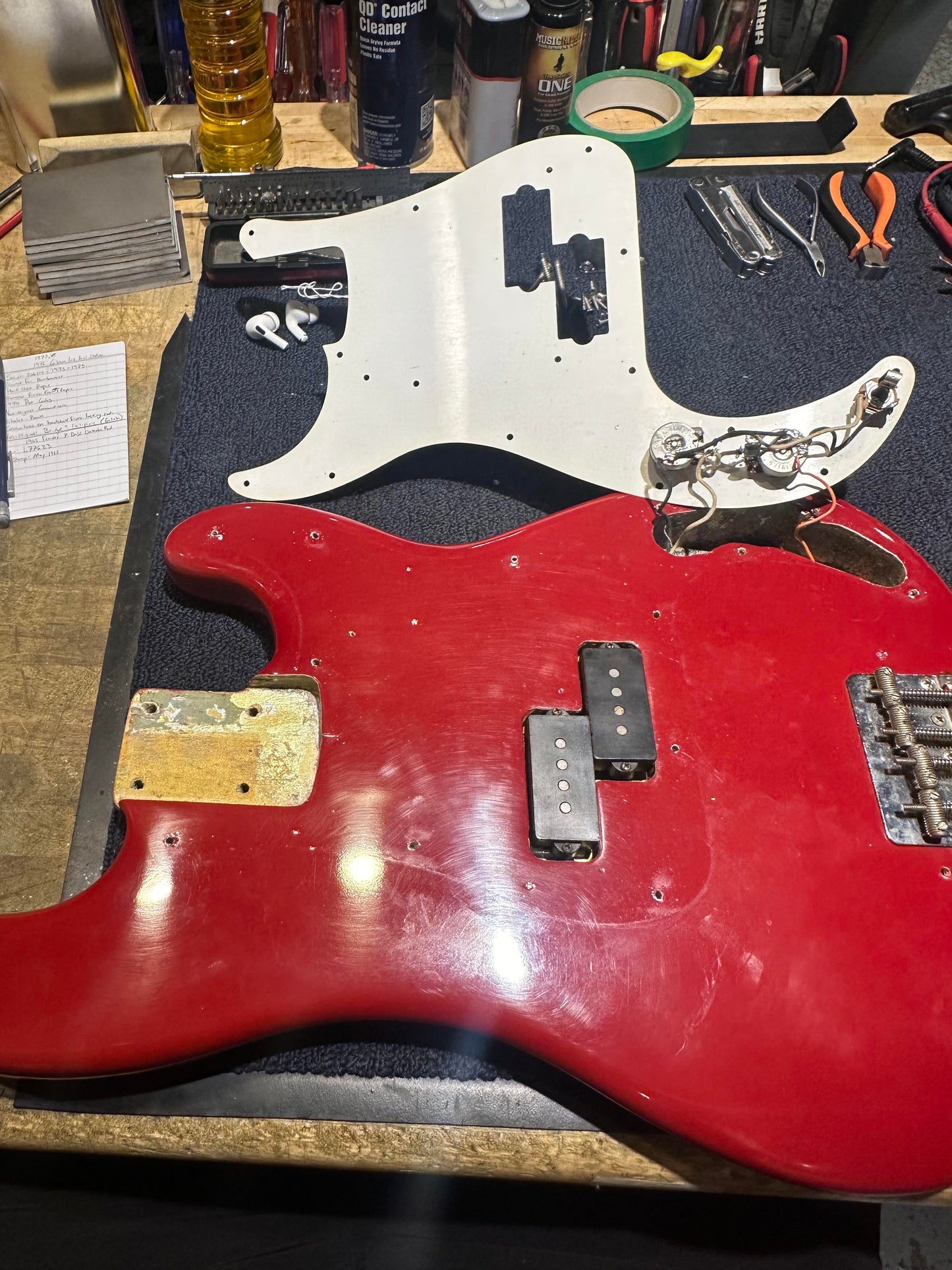 Fender Precision Bass Dakota Red Refin 1965 Bass Guitars / 4-String