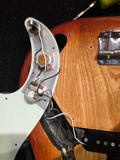 Fender Precision Bass Sienna Sunburst 1979 Bass Guitars / 4-String