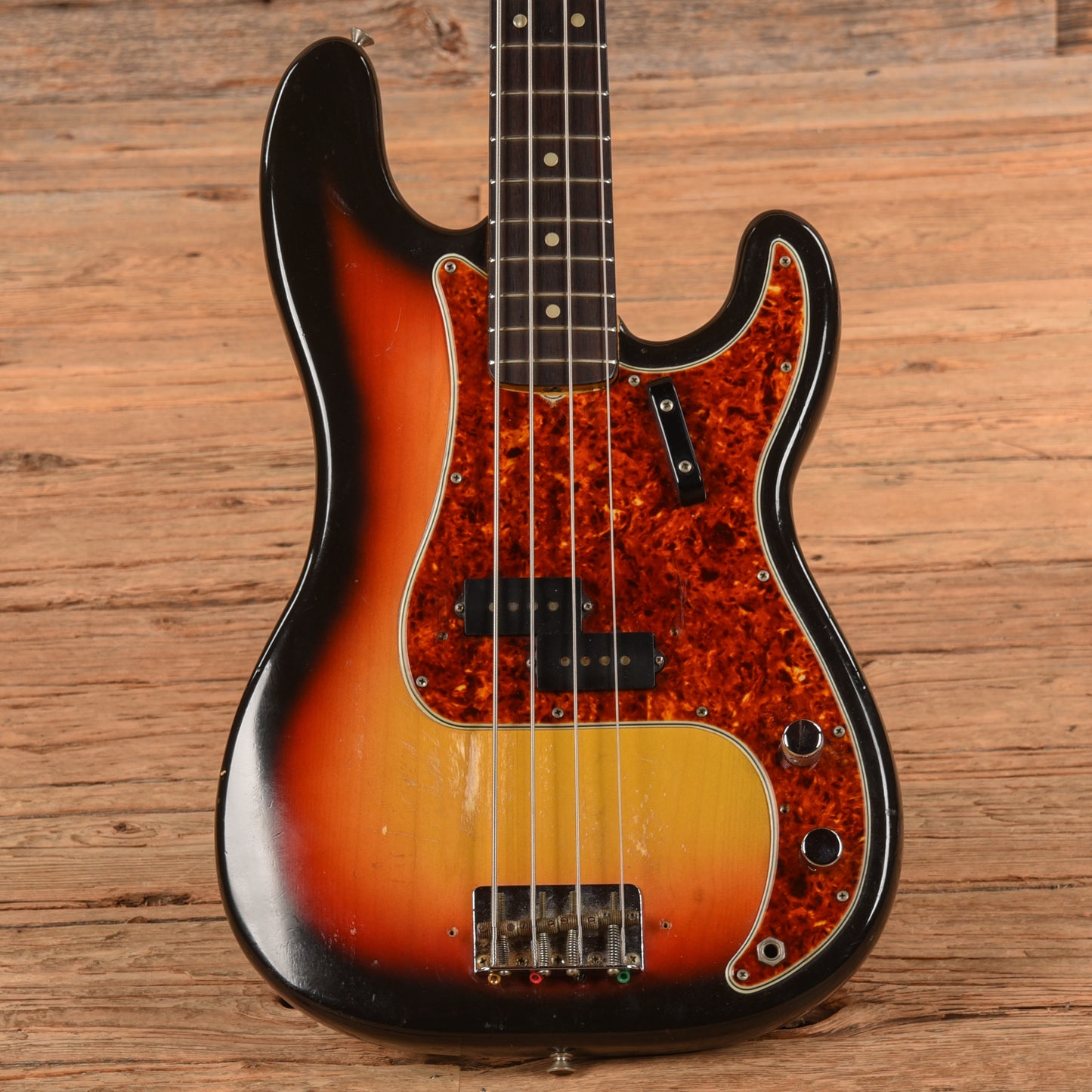 Fender Precision Bass Sunburst 1965 Bass Guitars / 4-String