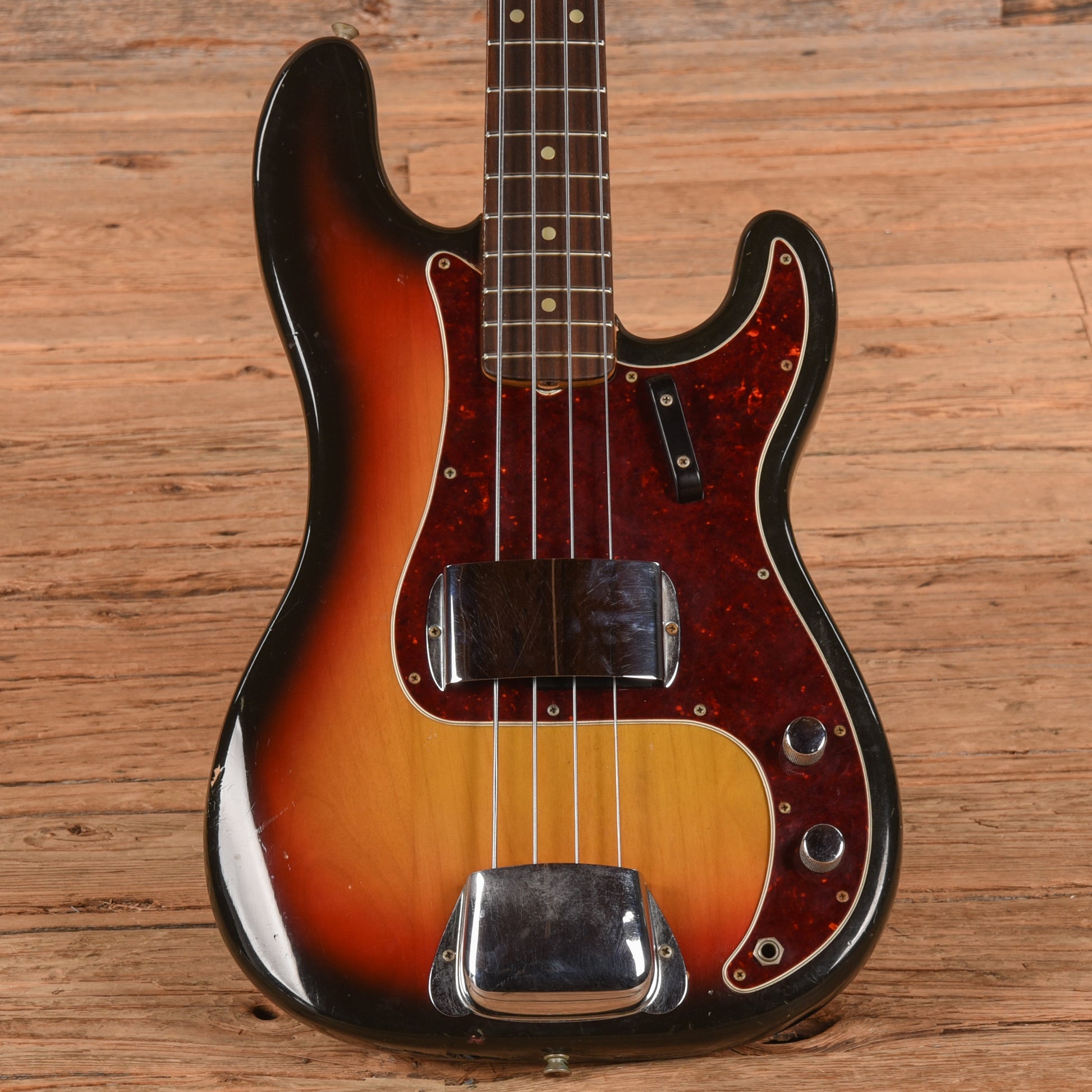 Fender Precision Bass Sunburst 1970 Bass Guitars / 4-String