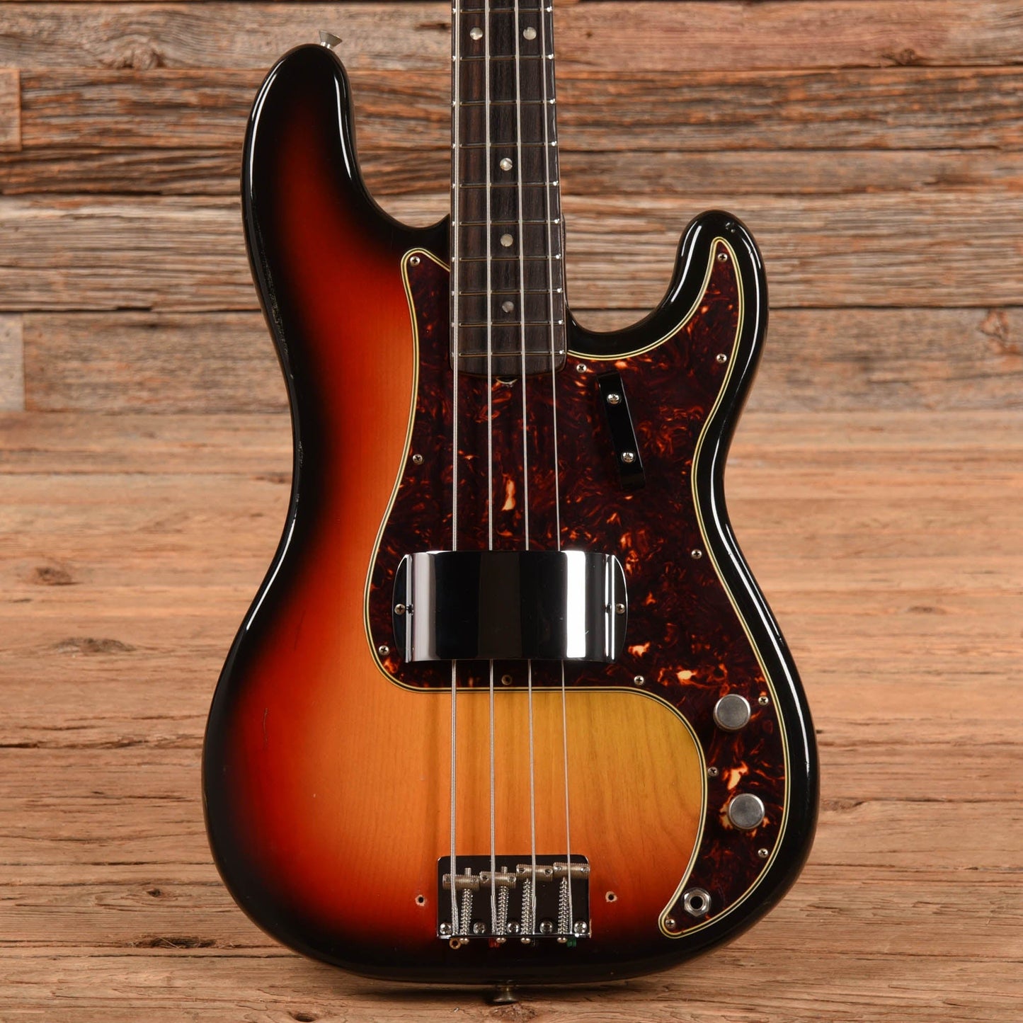 Fender Precision Bass Sunburst 1971 Bass Guitars / 4-String
