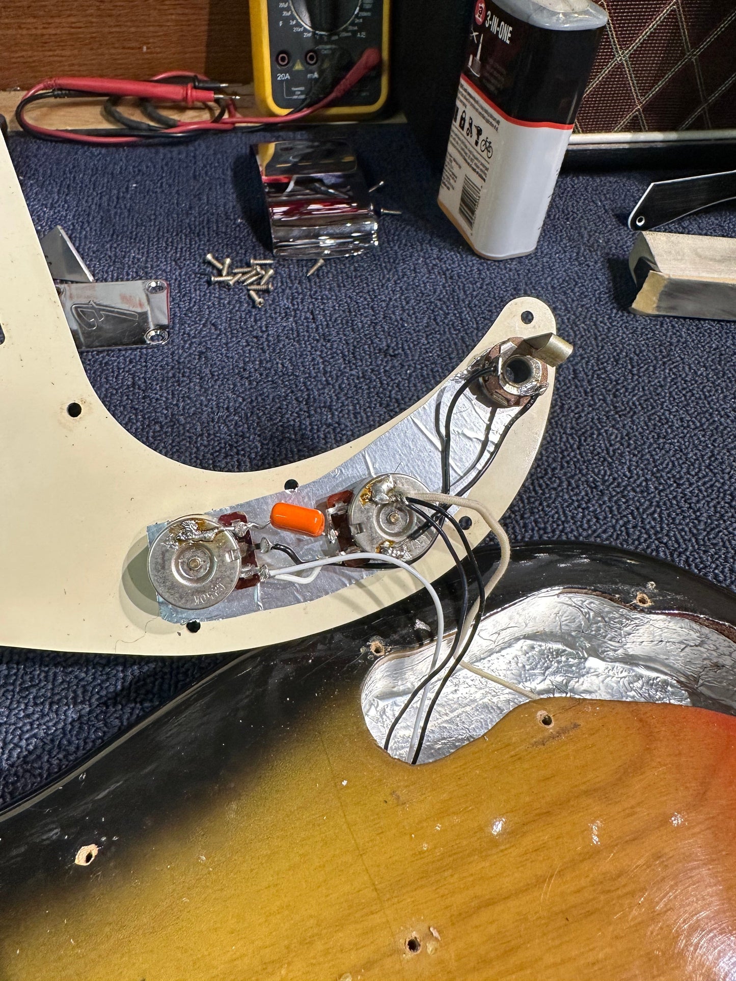 Fender Precision Bass Sunburst 1971 Bass Guitars / 4-String