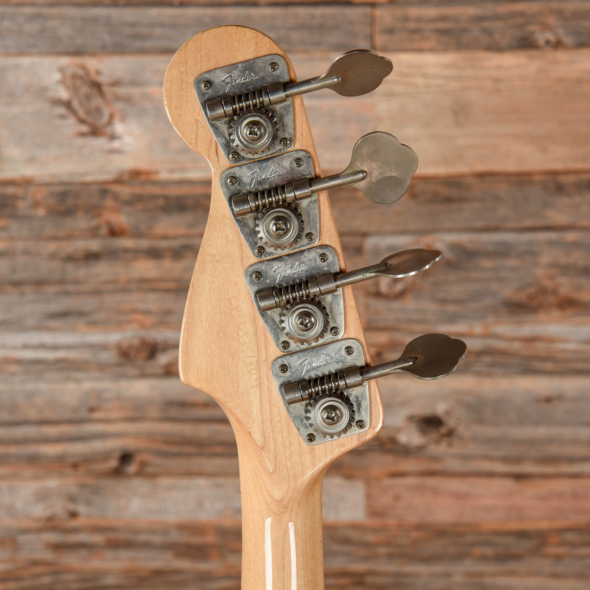 Fender Precision Bass Sunburst 1972 Bass Guitars / 4-String