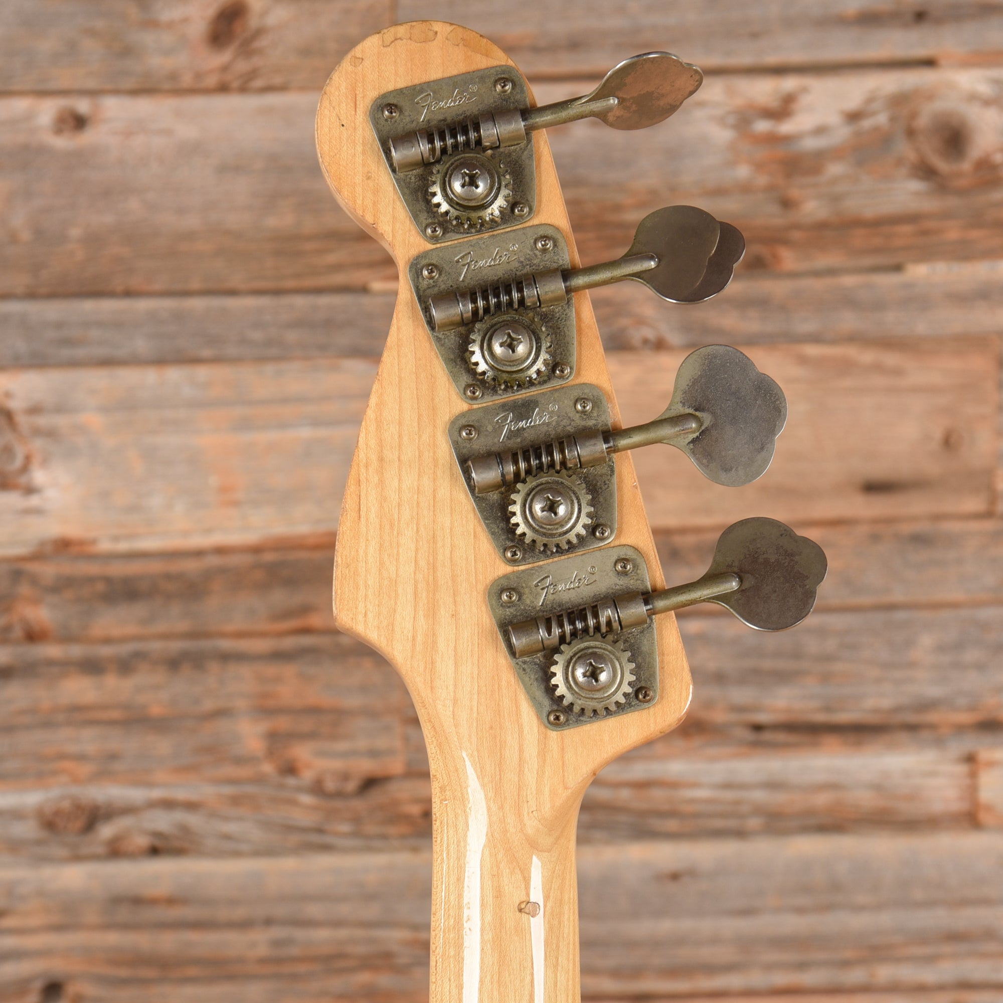 Fender Precision Bass Sunburst 1974 Bass Guitars / 4-String