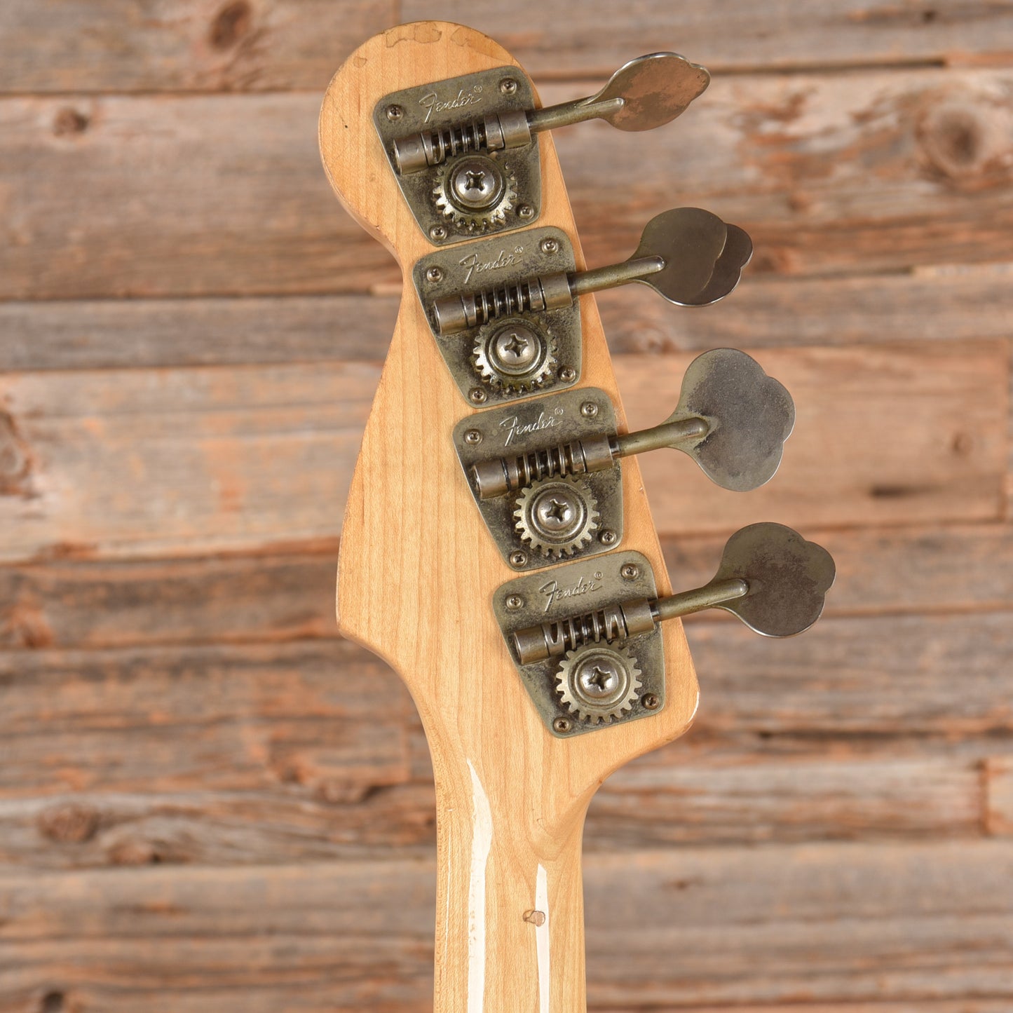 Fender Precision Bass Sunburst 1974 Bass Guitars / 4-String
