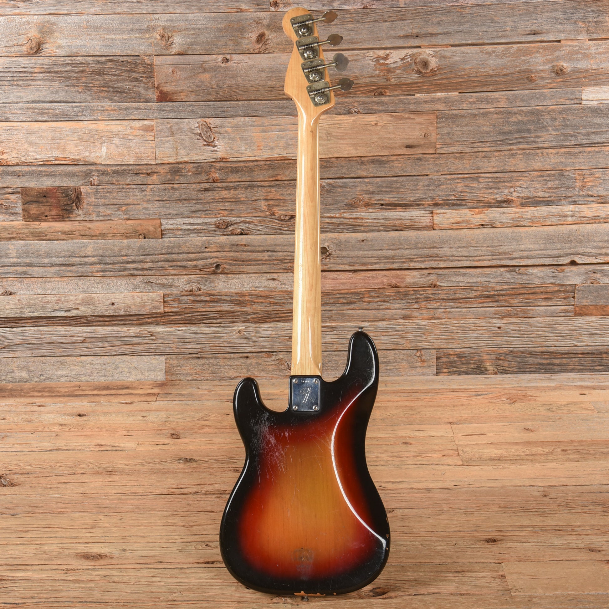 Fender Precision Bass Sunburst 1974 Bass Guitars / 4-String