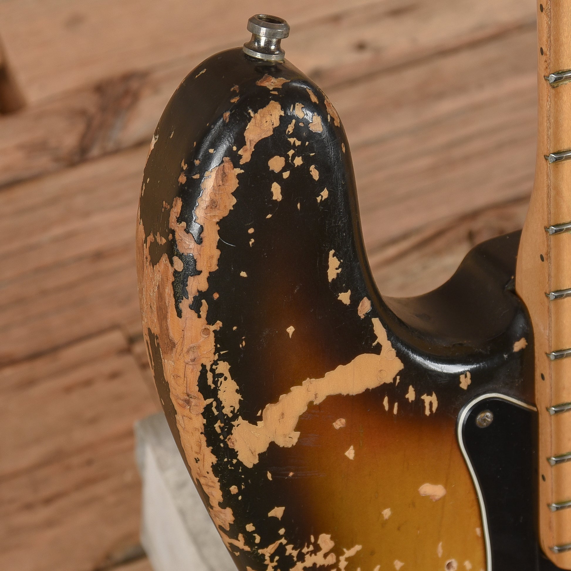 Fender Precision Bass Sunburst 1974 Bass Guitars / 4-String